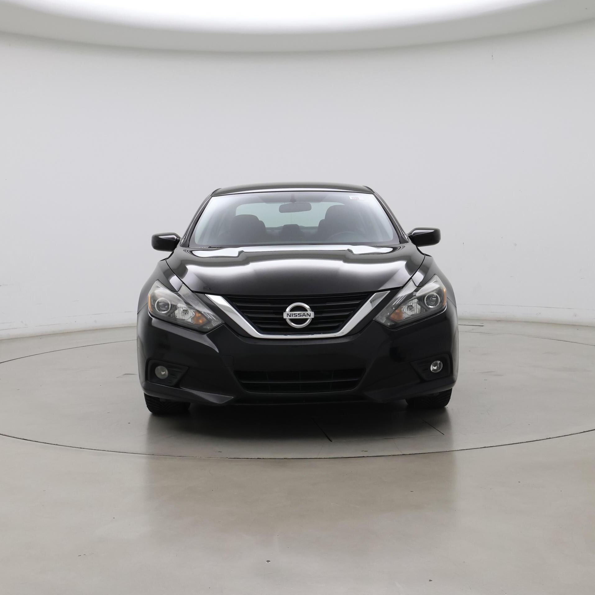 Thumbnail: 2017 Nissan Altima - 5