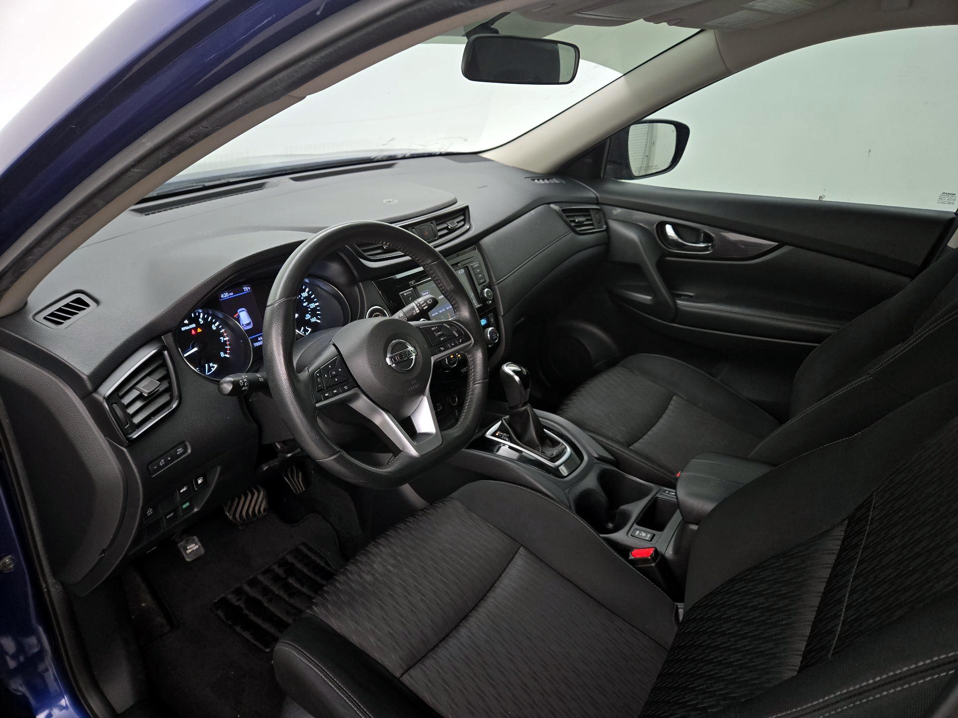 Thumbnail: 2018 Nissan Rogue - 11