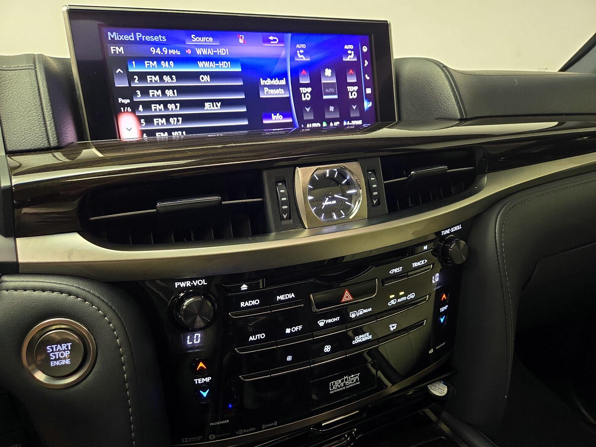 Thumbnail: 2019 Lexus LX - 17