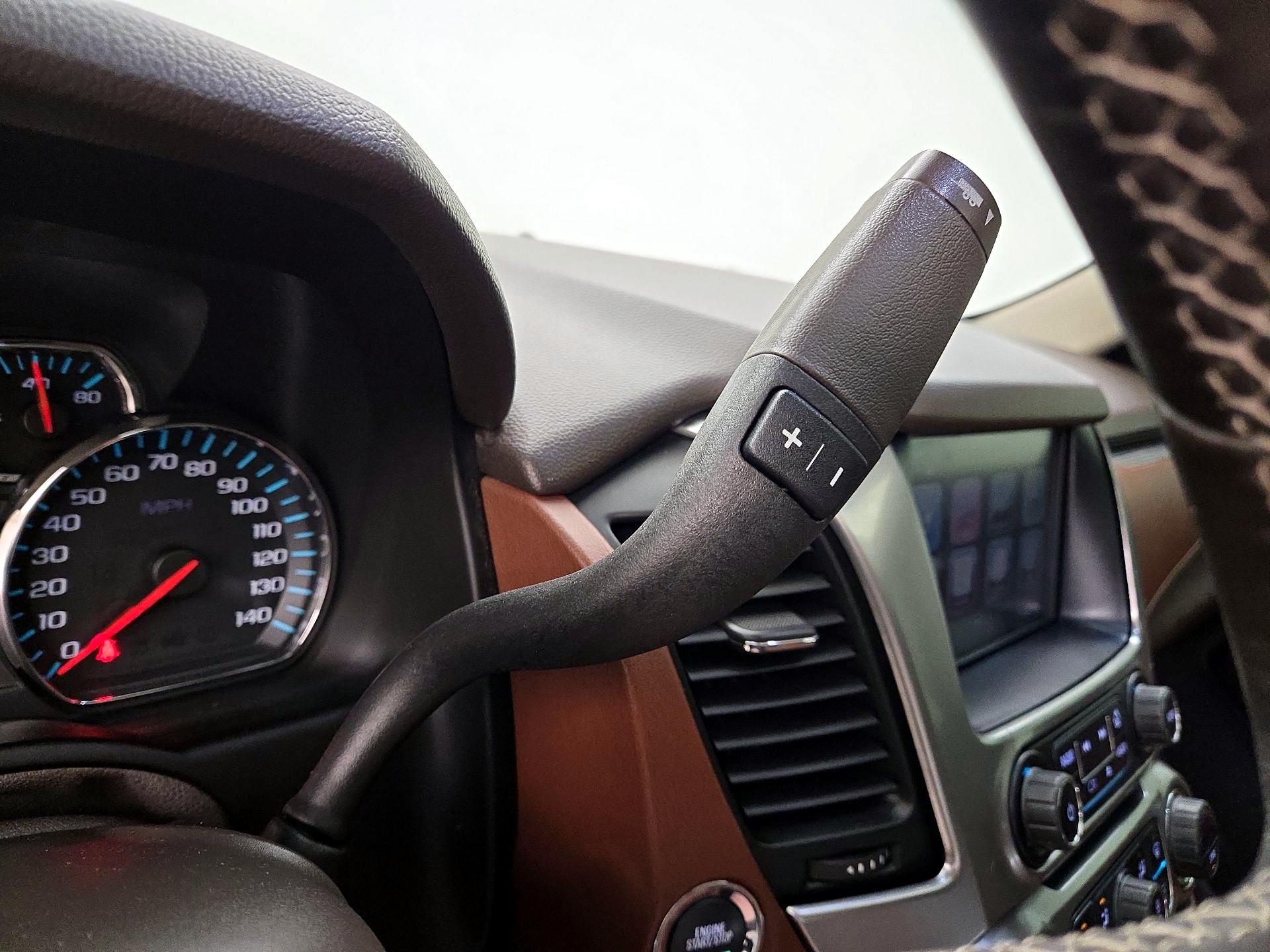 Thumbnail: 2016 Chevrolet Tahoe - 18