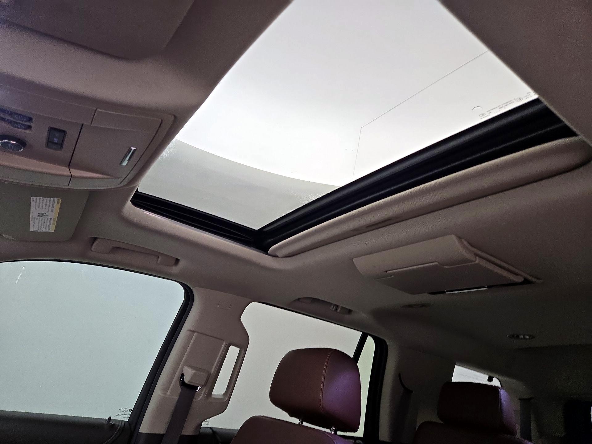Thumbnail: 2016 Chevrolet Tahoe - 20