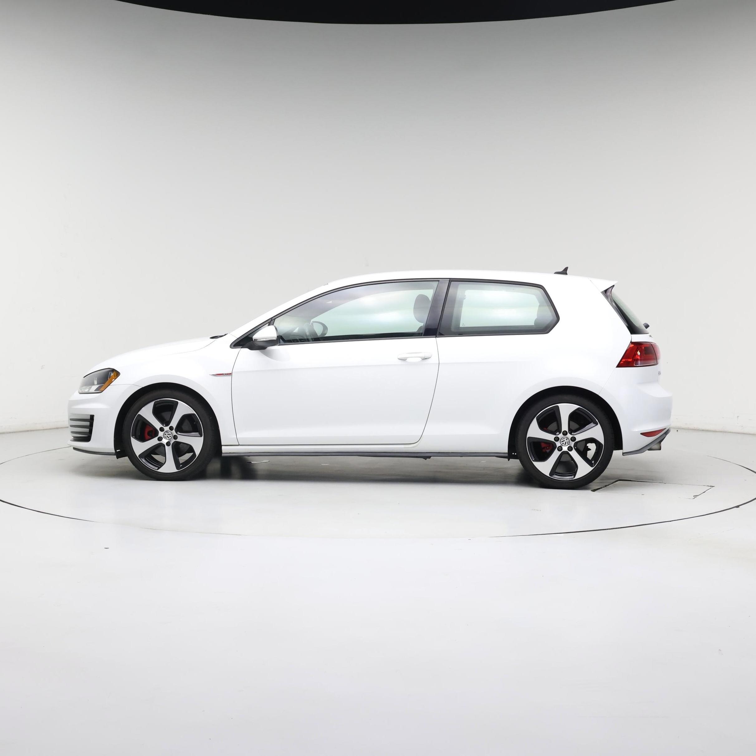 Thumbnail: 2015 Volkswagen Golf - 3