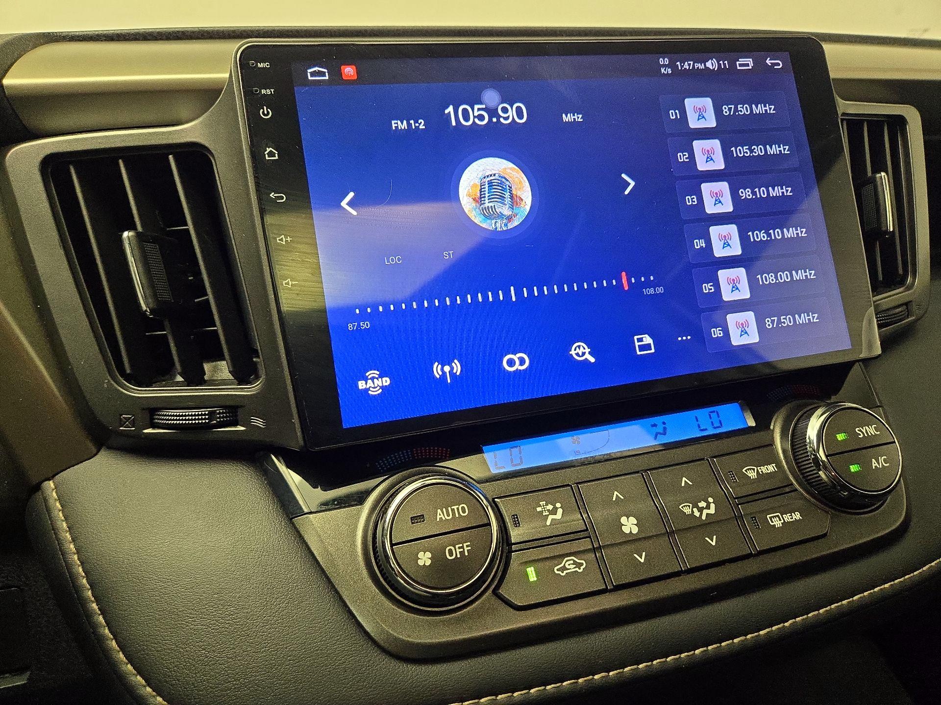 Thumbnail: 2014 Toyota RAV4 - 16