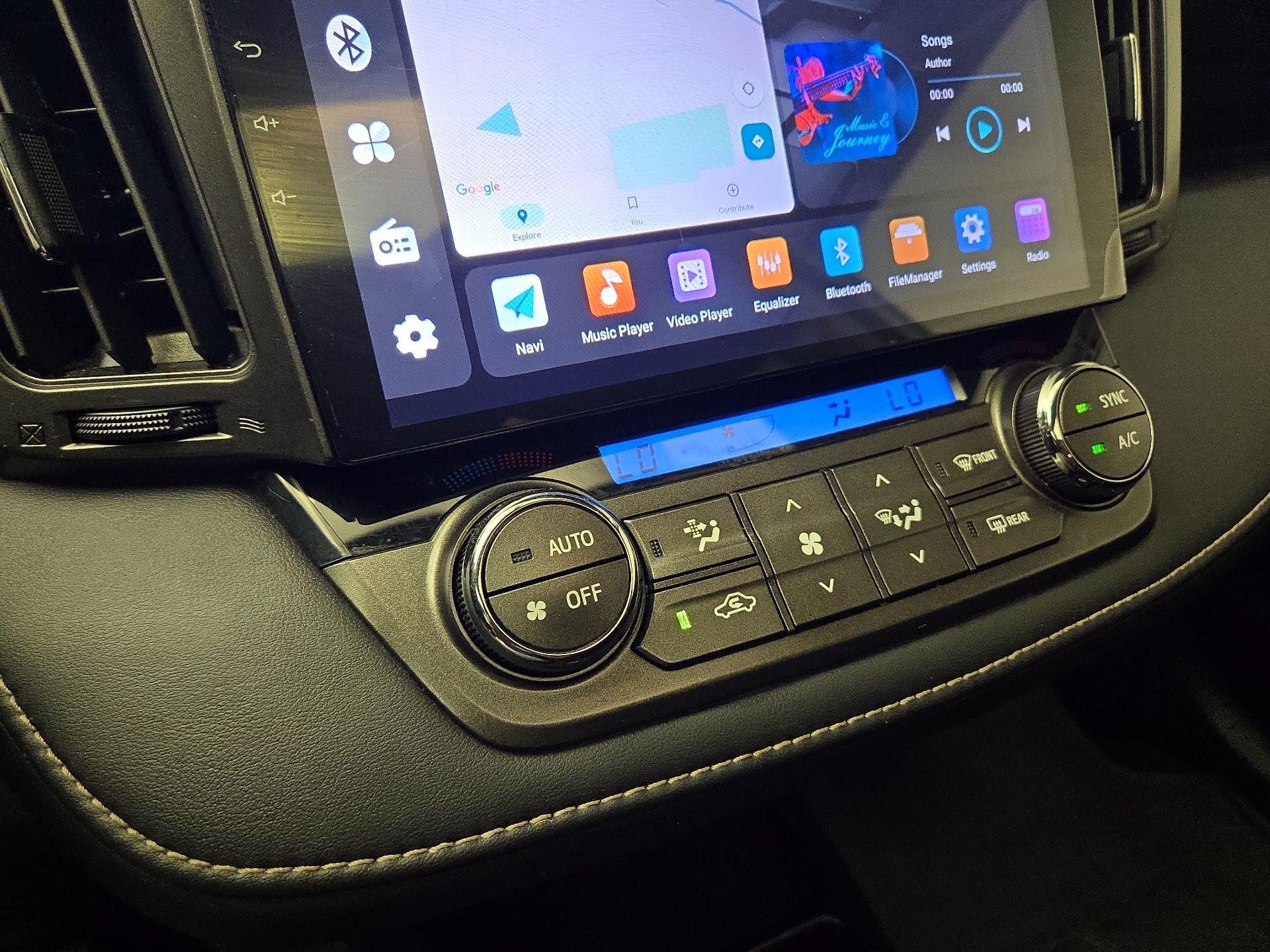 Thumbnail: 2014 Toyota RAV4 - 17