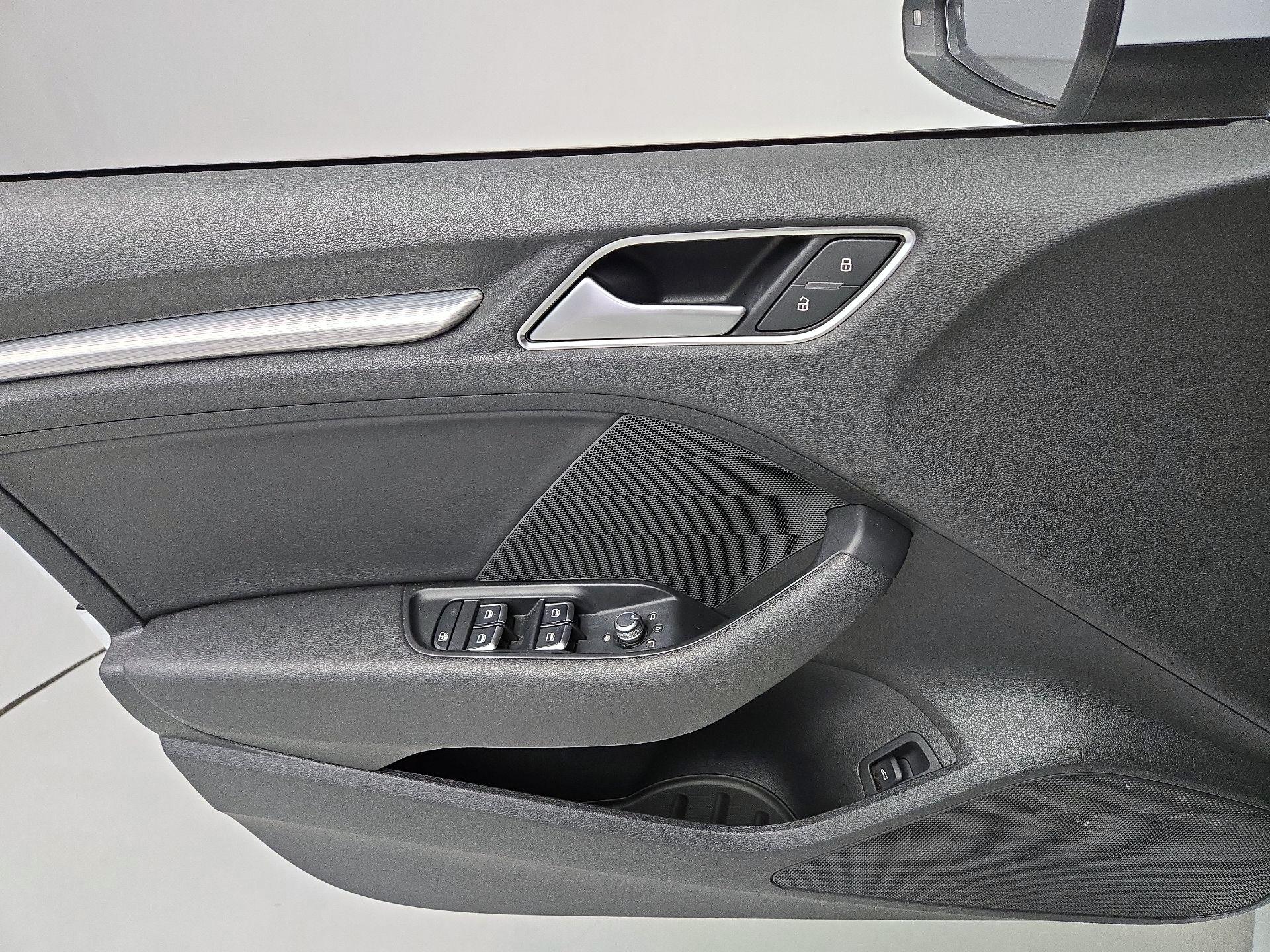 Thumbnail: 2015 Audi A3 - 12