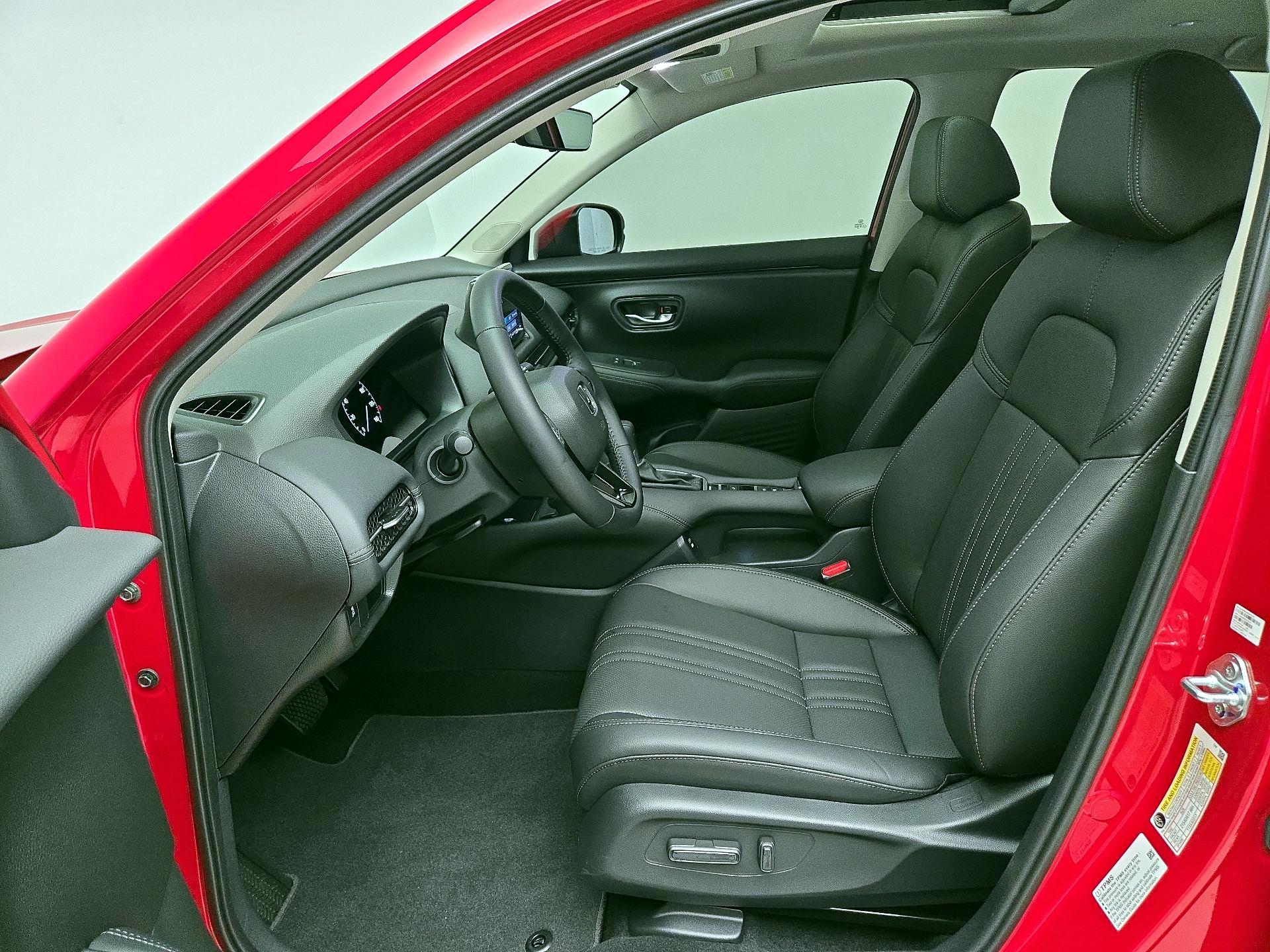 Thumbnail: 2025 Honda HR-V - 11