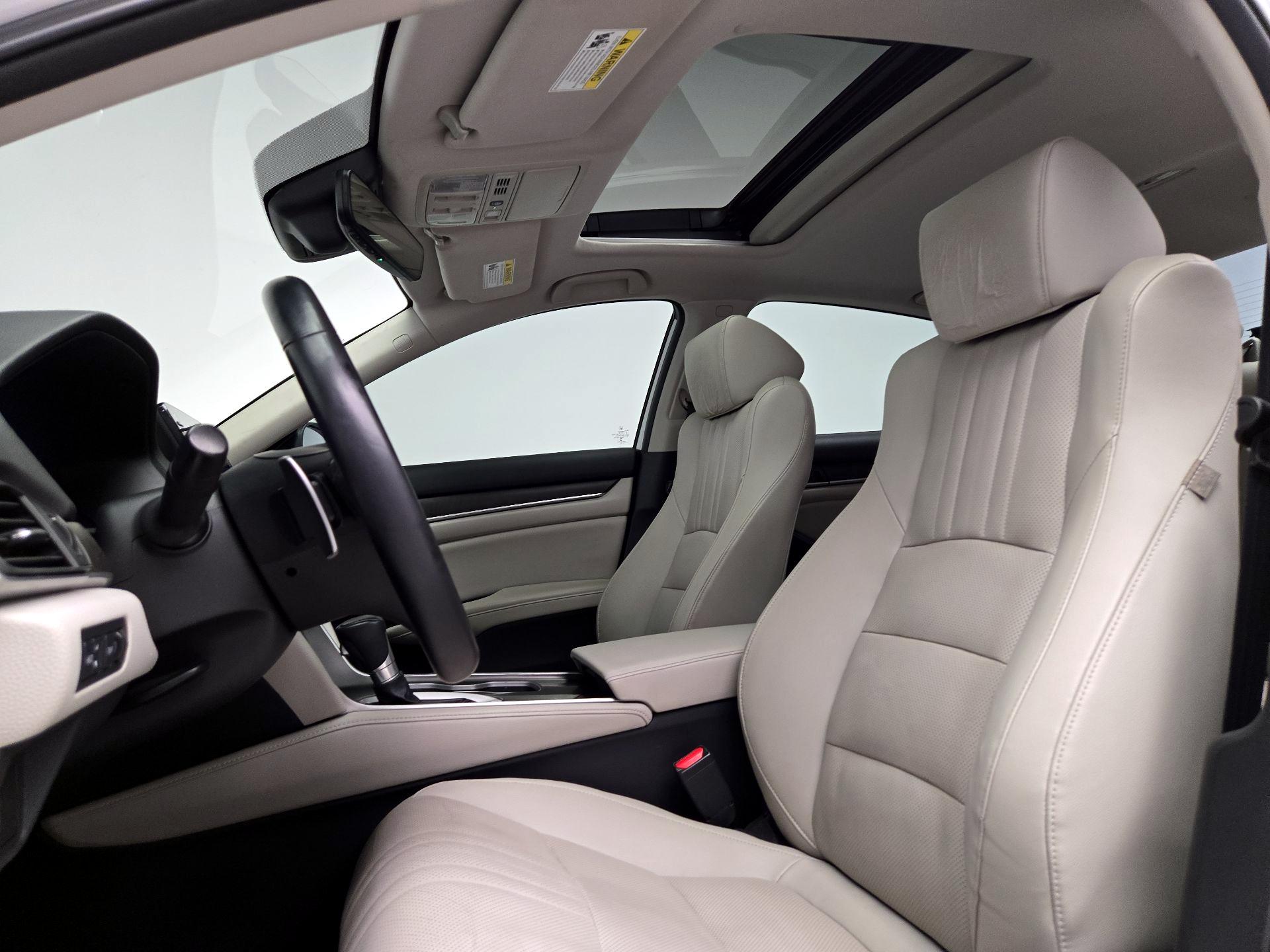 Thumbnail: 2018 Honda Accord - 20