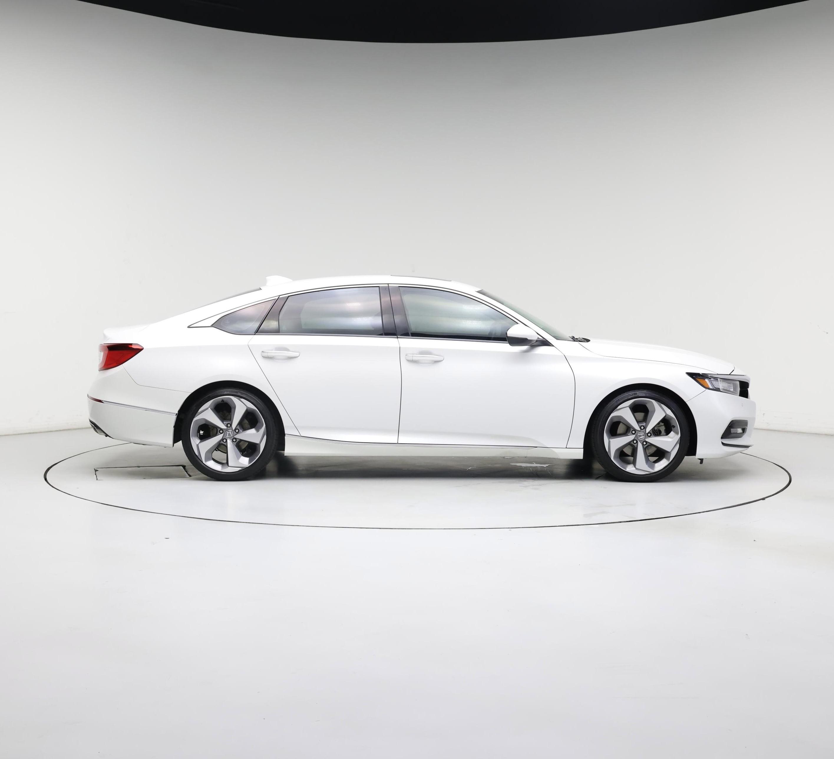 Thumbnail: 2018 Honda Accord - 7