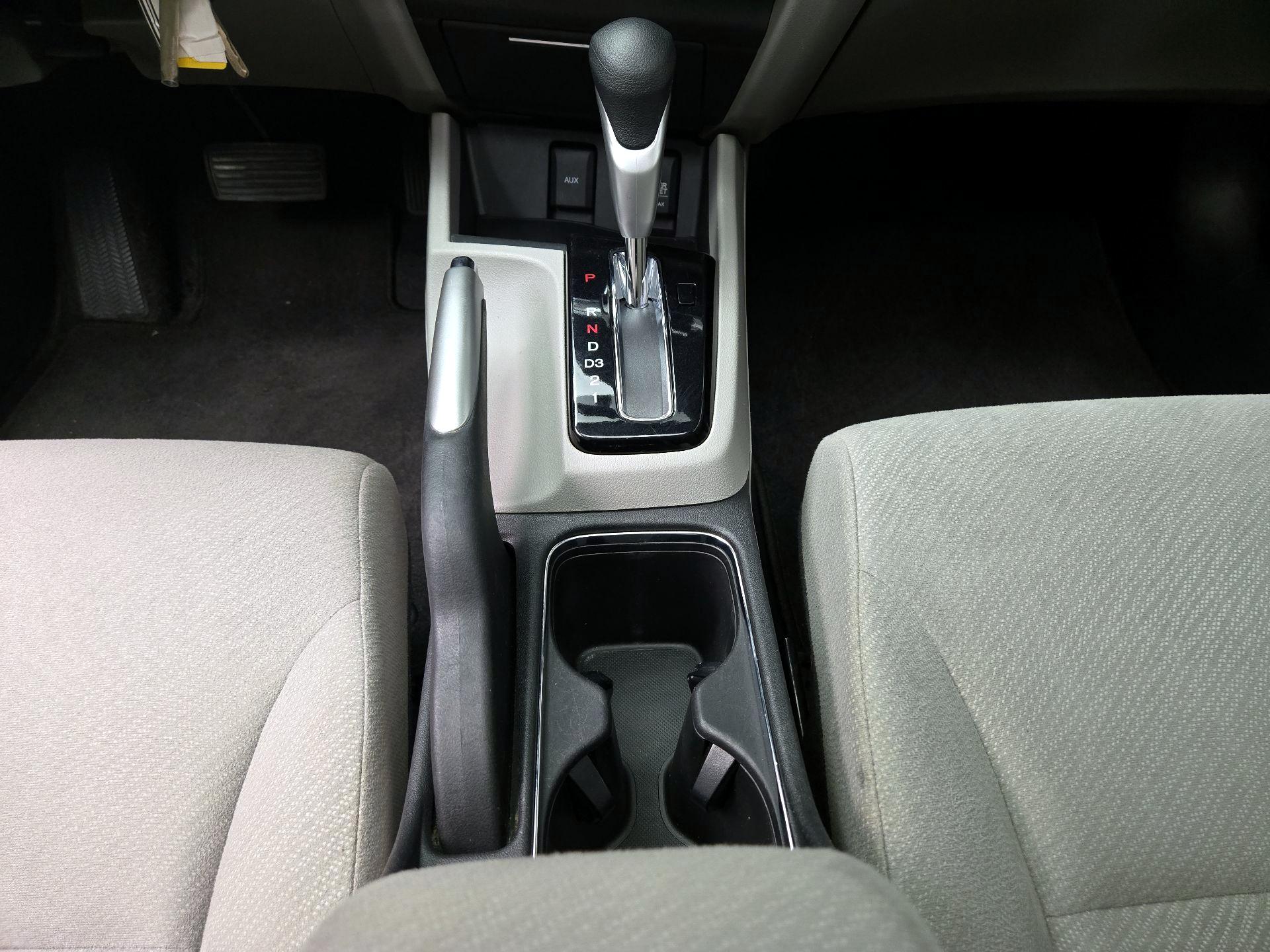 Thumbnail: 2013 Honda Civic - 17