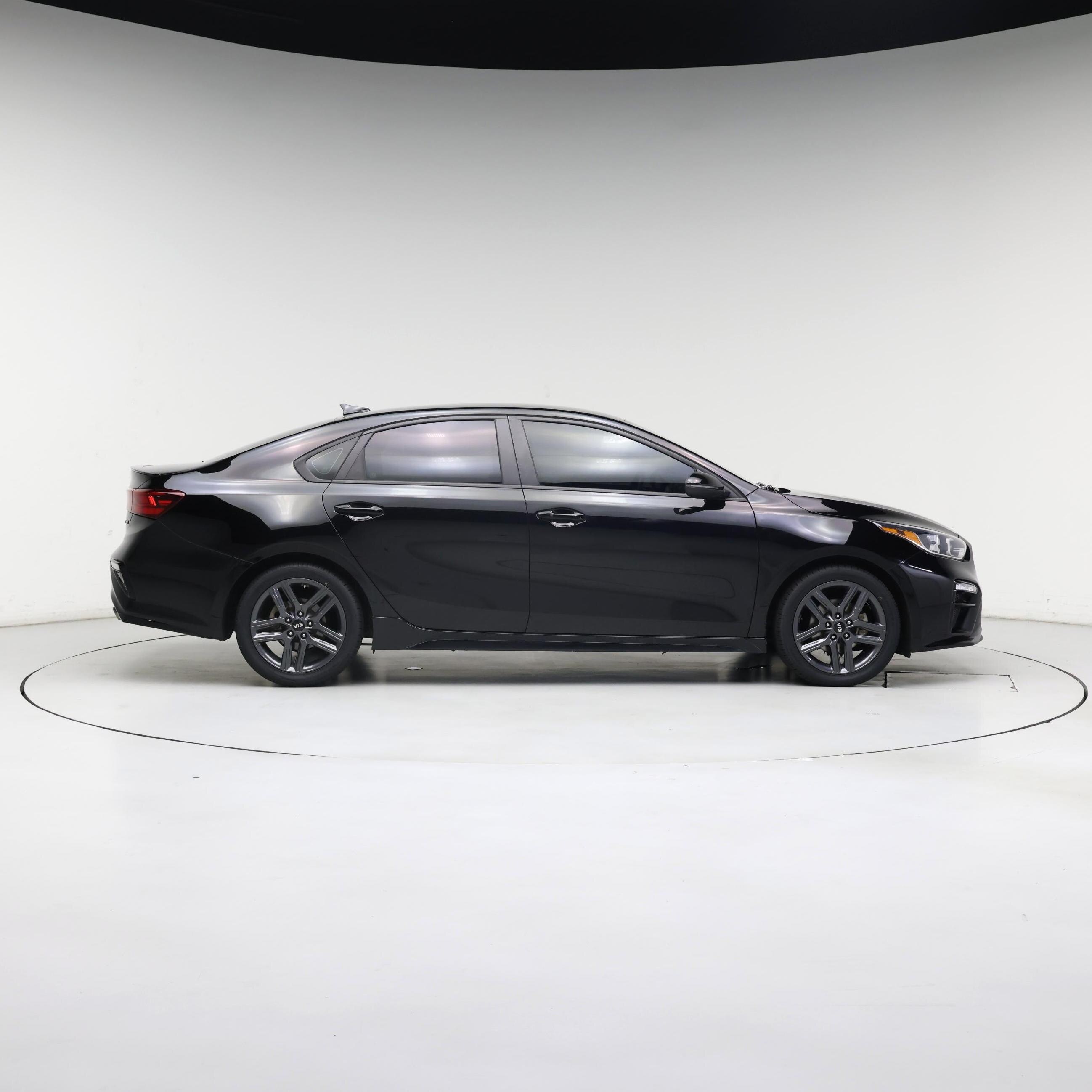 Thumbnail: 2021 Kia Forte - 7