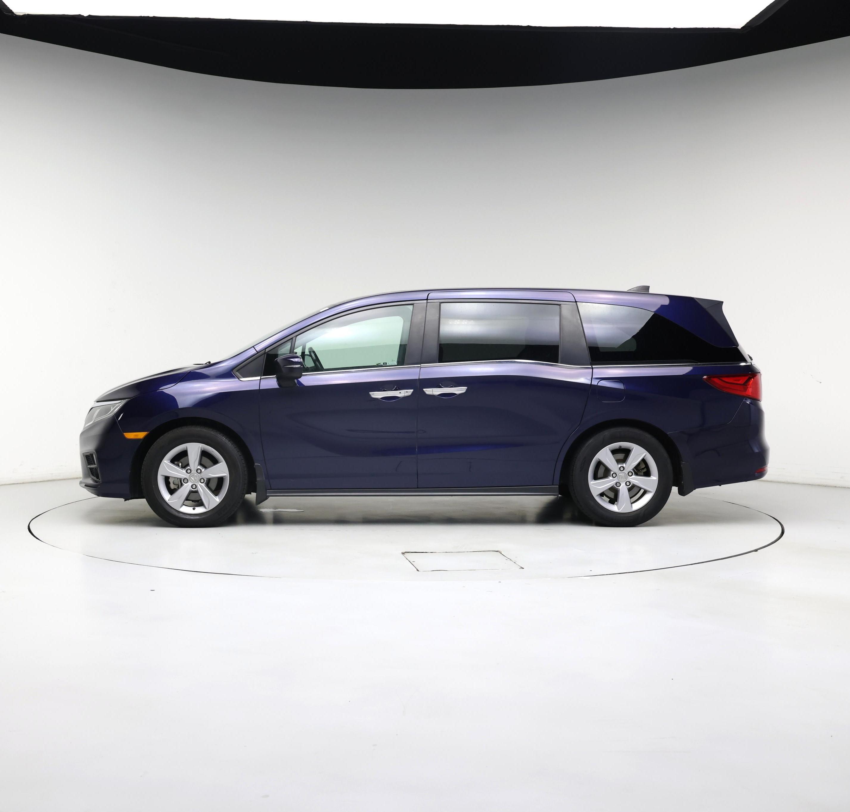 Thumbnail: 2019 Honda Odyssey - 3