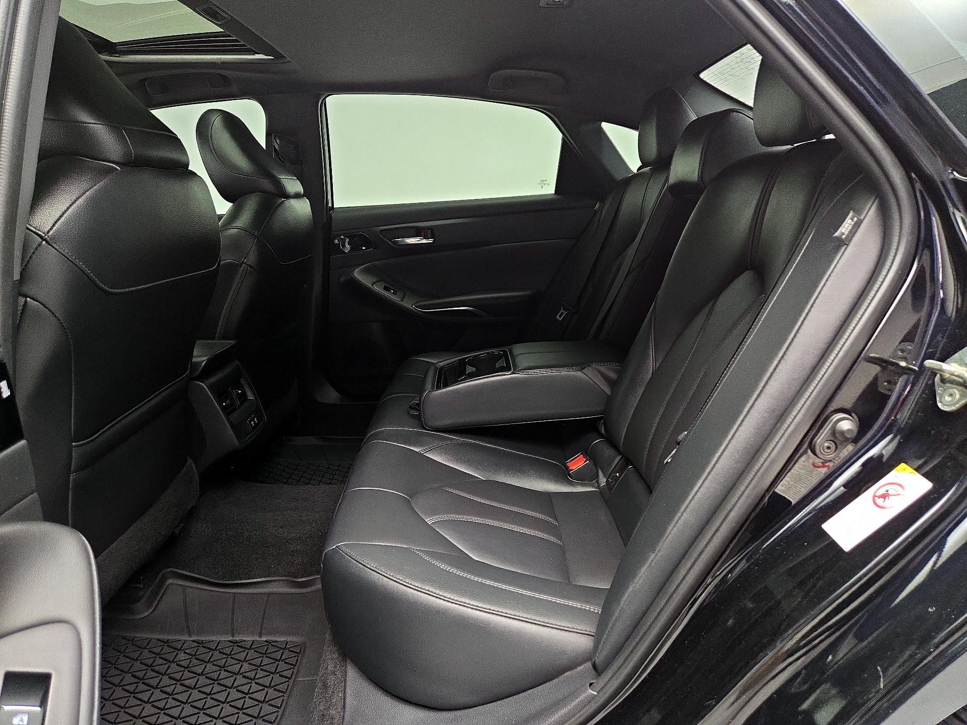 Thumbnail: 2019 Toyota Avalon - 20