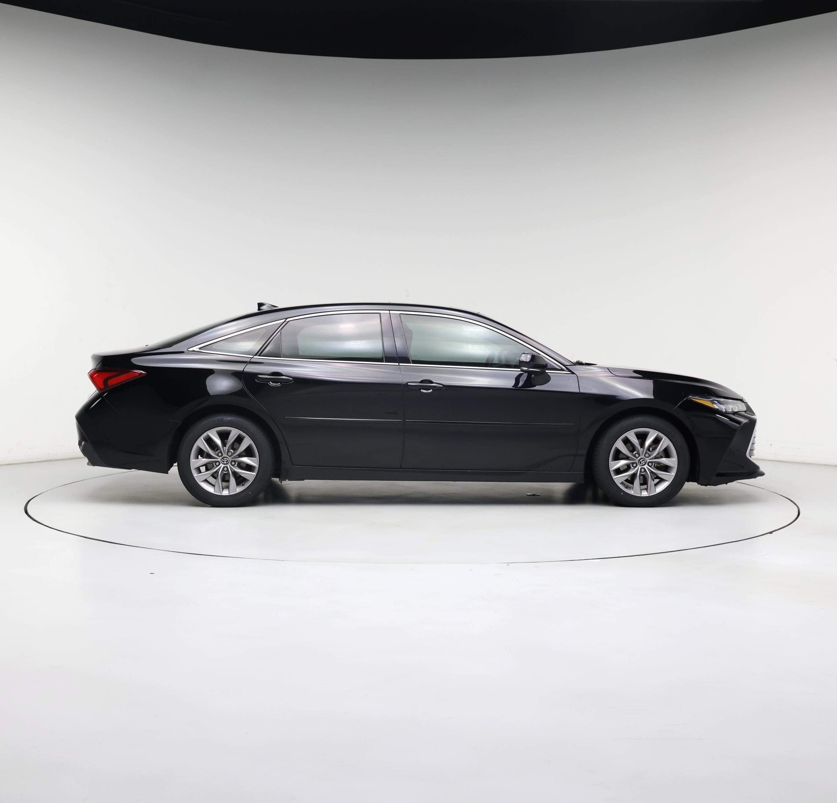 Thumbnail: 2019 Toyota Avalon - 7