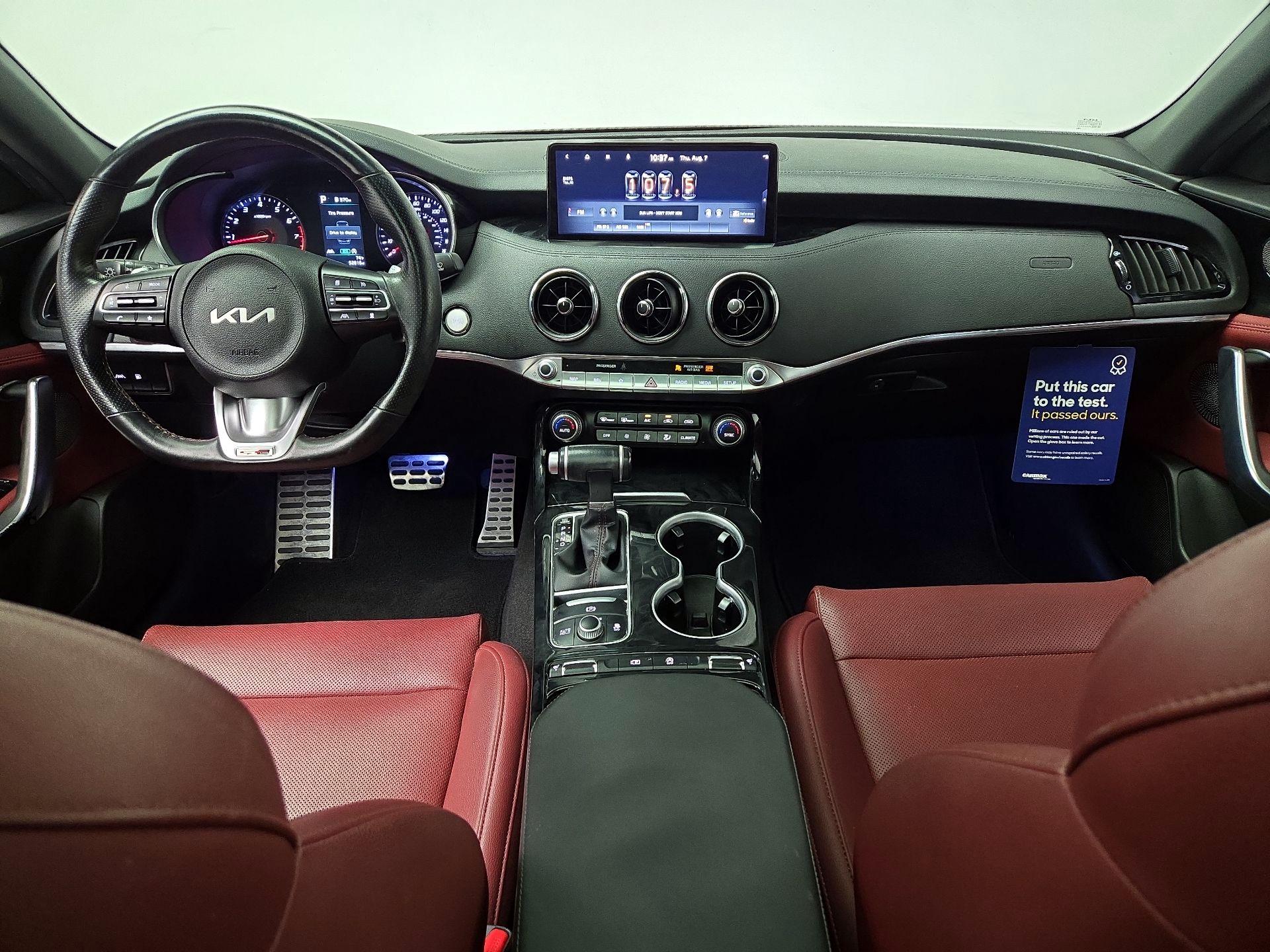 Thumbnail: 2022 Kia Stinger - 9
