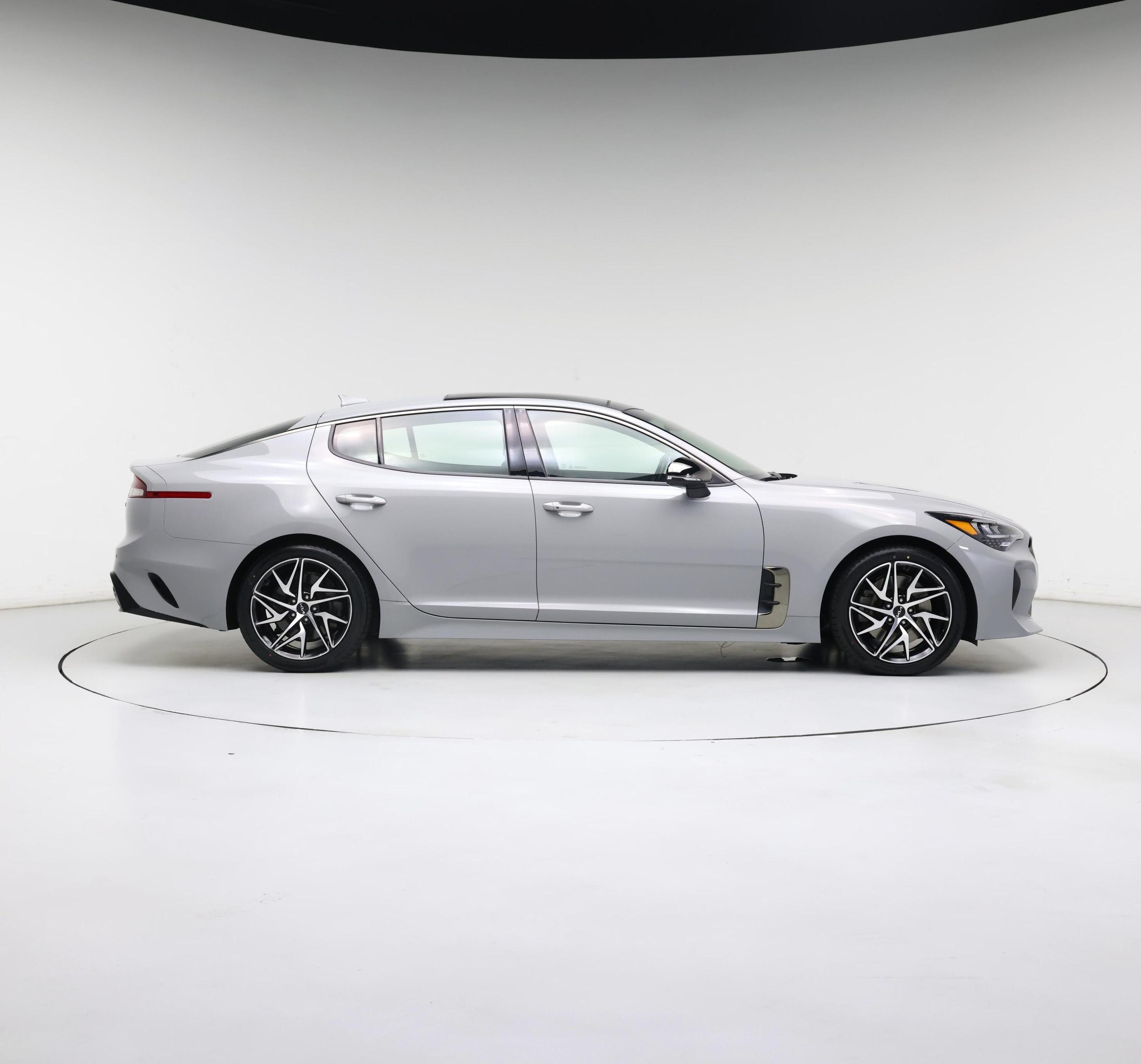 Thumbnail: 2022 Kia Stinger - 7