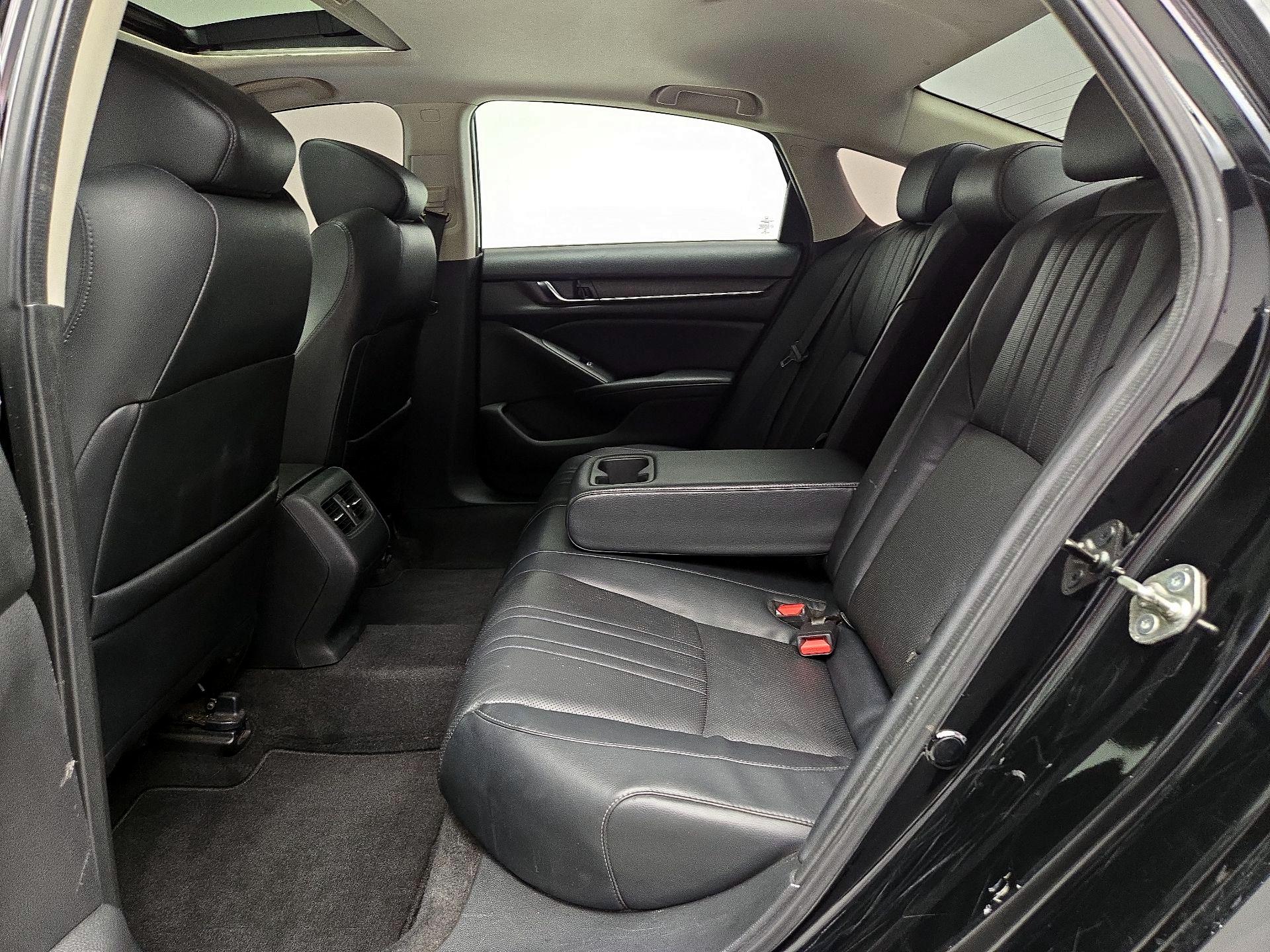Thumbnail: 2018 Honda Accord - 20