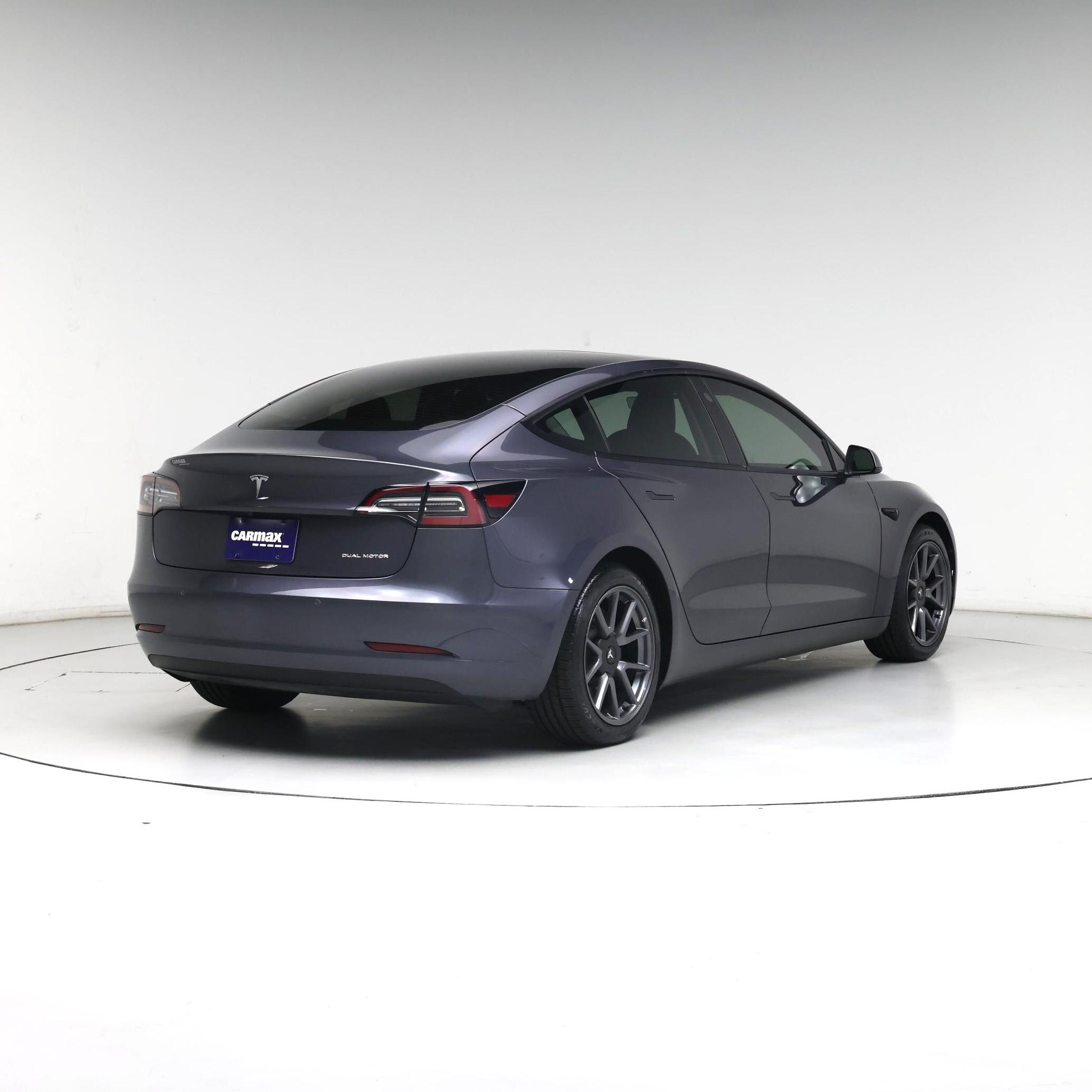 Thumbnail: 2022 Tesla Model 3 - 8