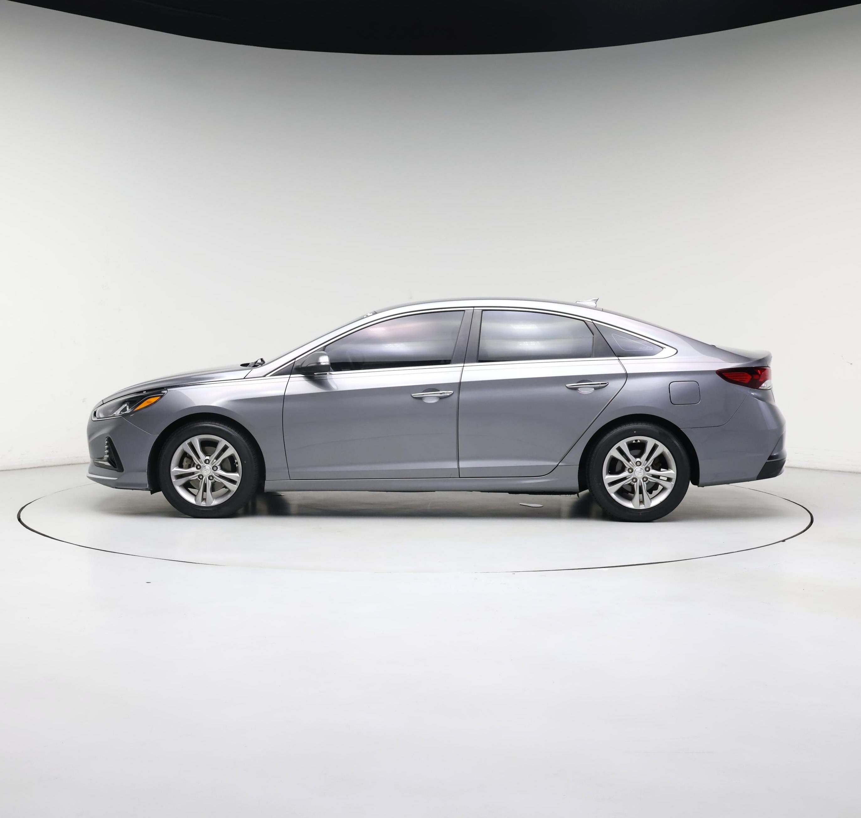 Thumbnail: 2018 Hyundai Sonata - 3