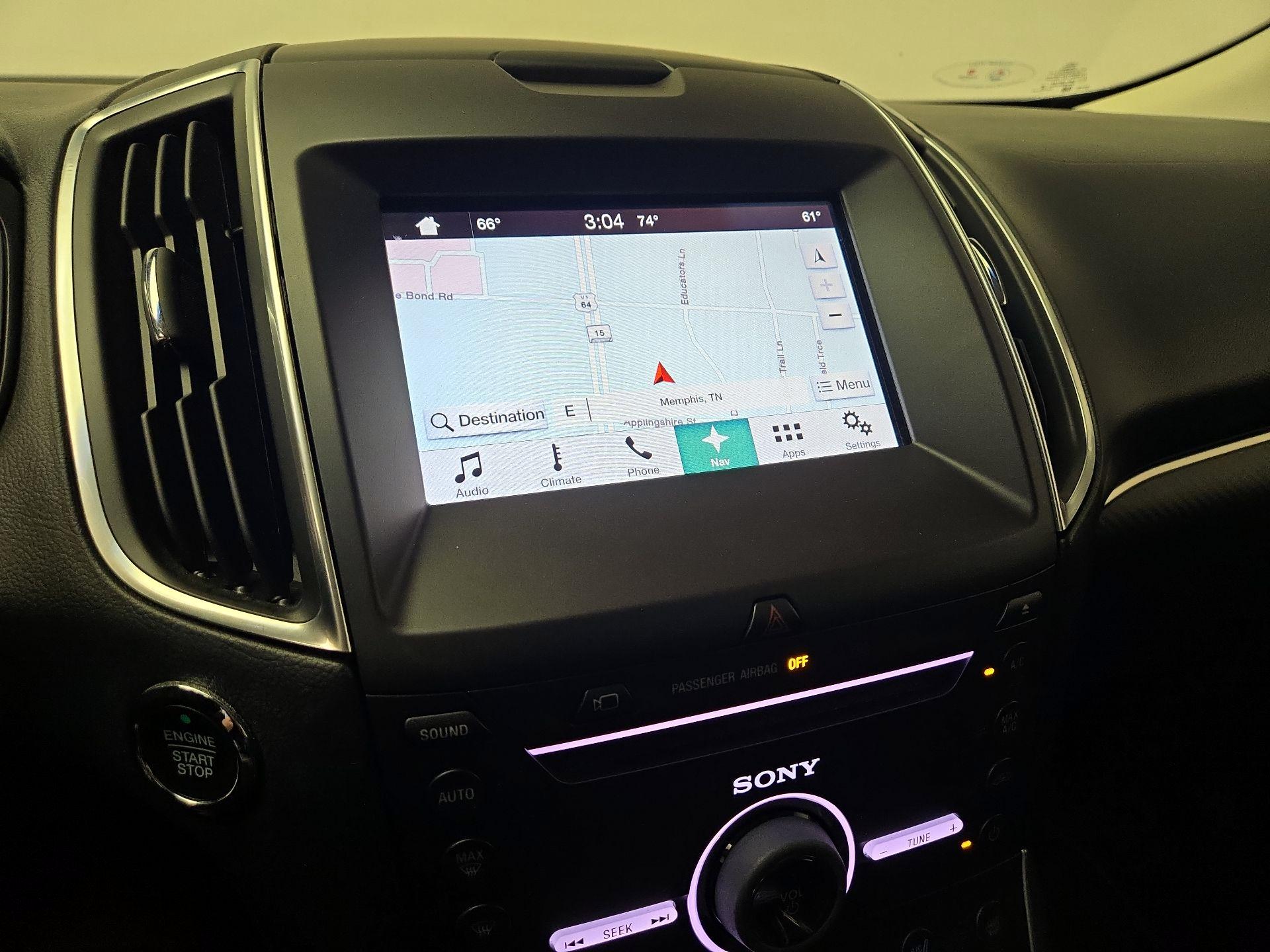 Thumbnail: 2016 Ford Edge - 14