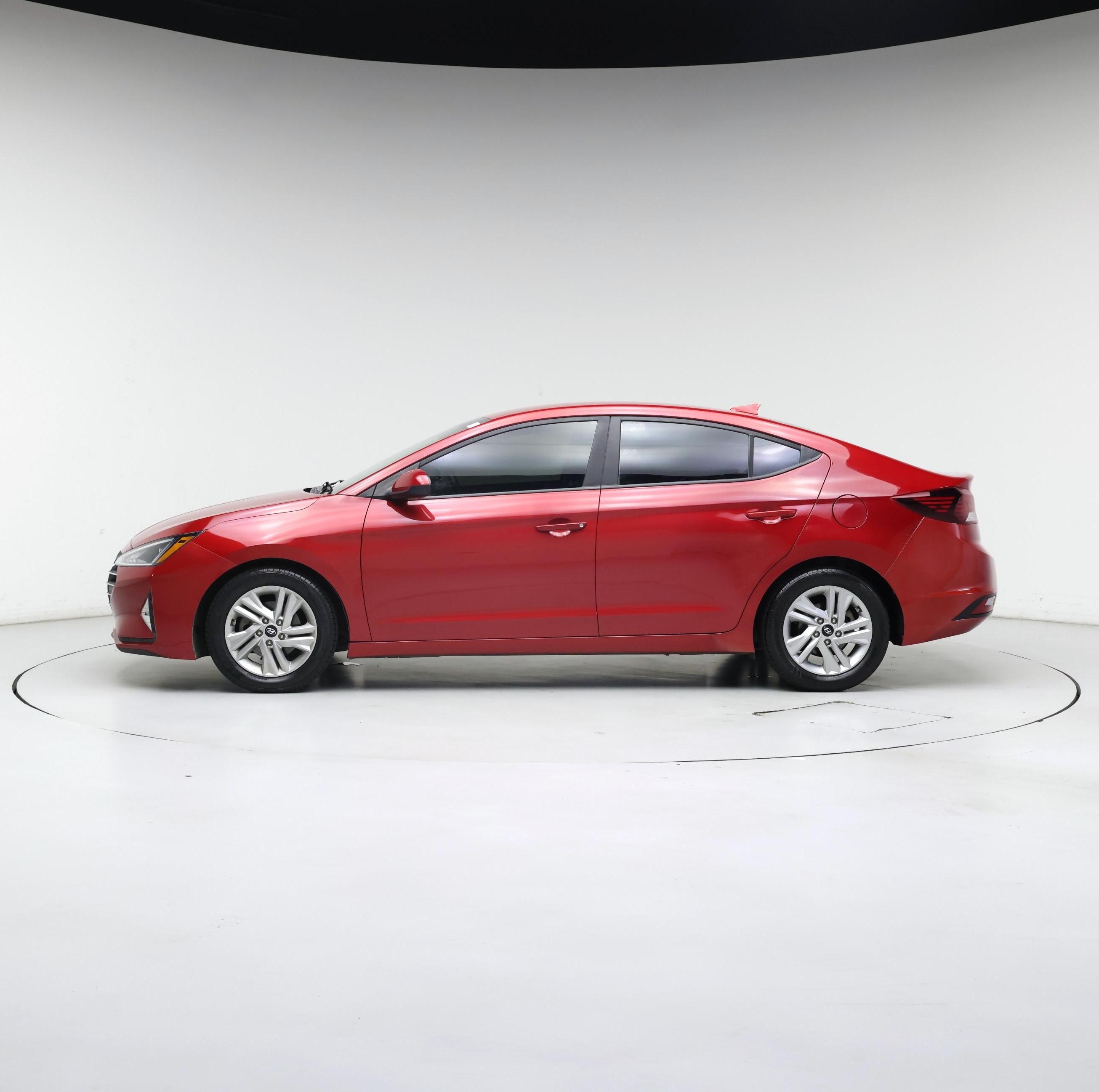 Thumbnail: 2020 Hyundai Elantra - 3