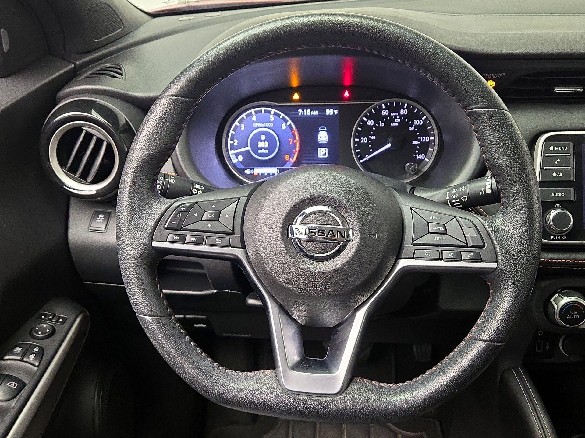 Thumbnail: 2018 Nissan Kicks - 10