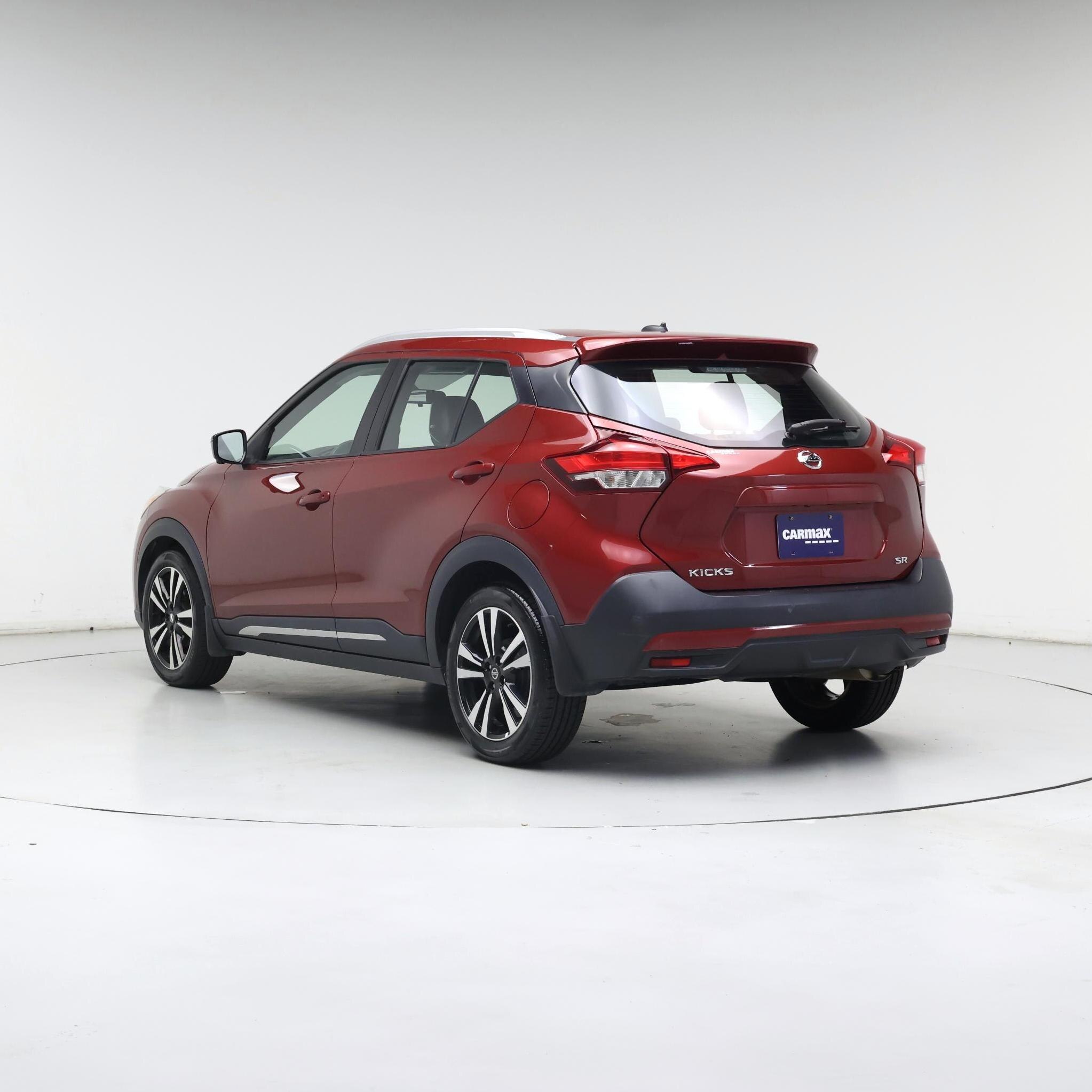 Thumbnail: 2018 Nissan Kicks - 2