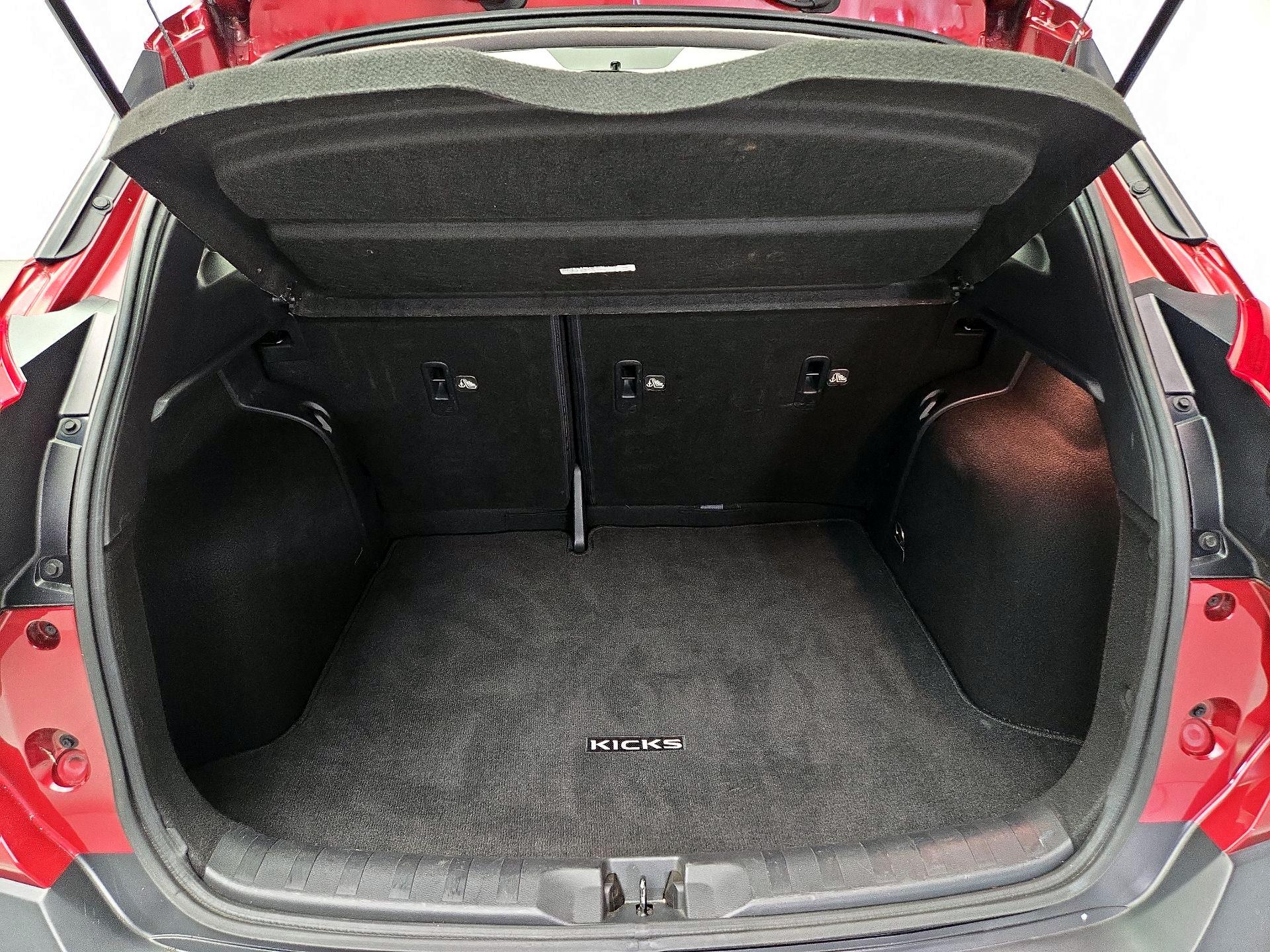 Thumbnail: 2018 Nissan Kicks - 20