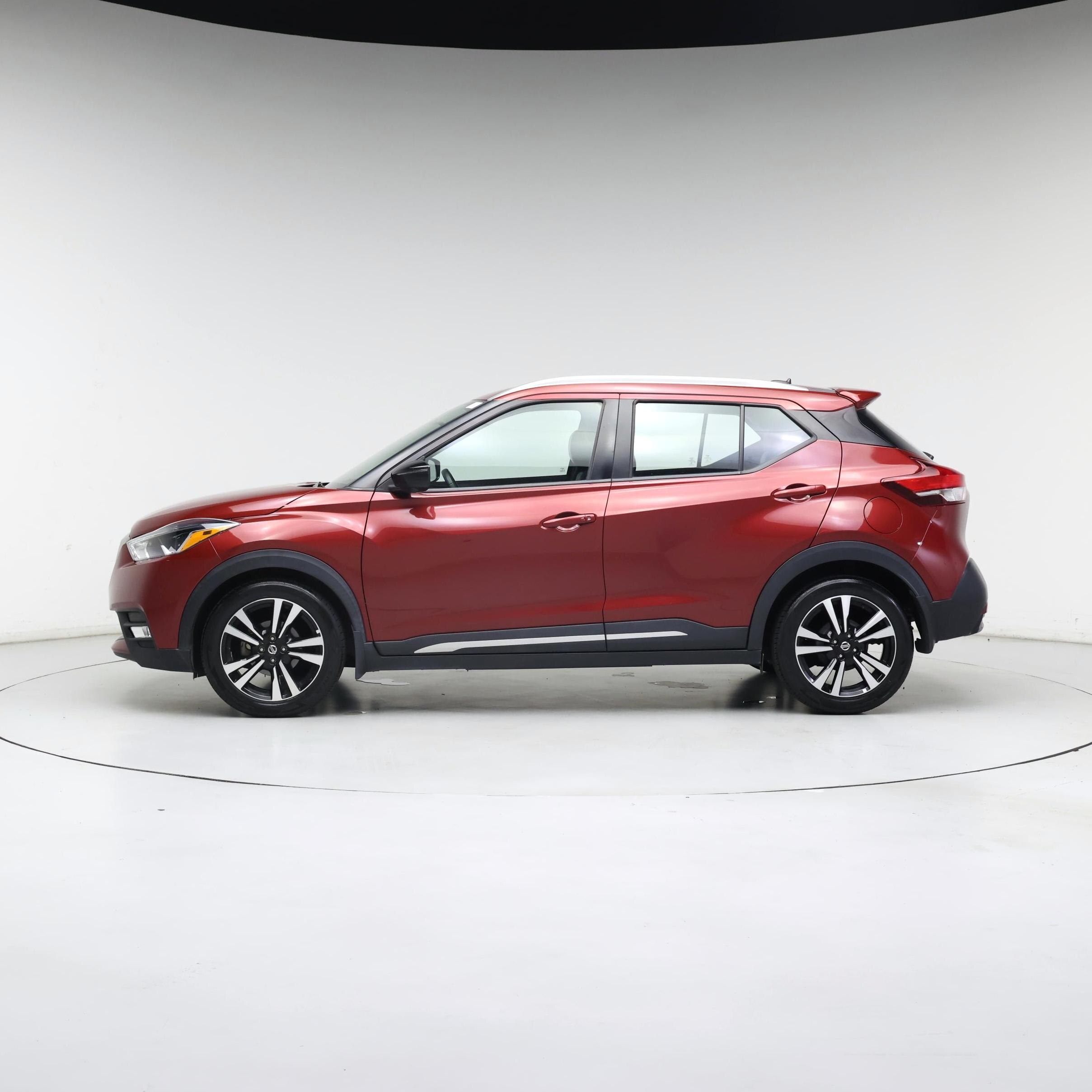 Thumbnail: 2018 Nissan Kicks - 3