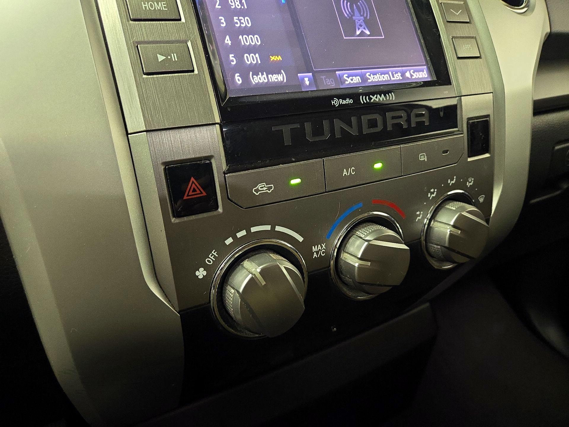 Thumbnail: 2015 Toyota Tundra - 16