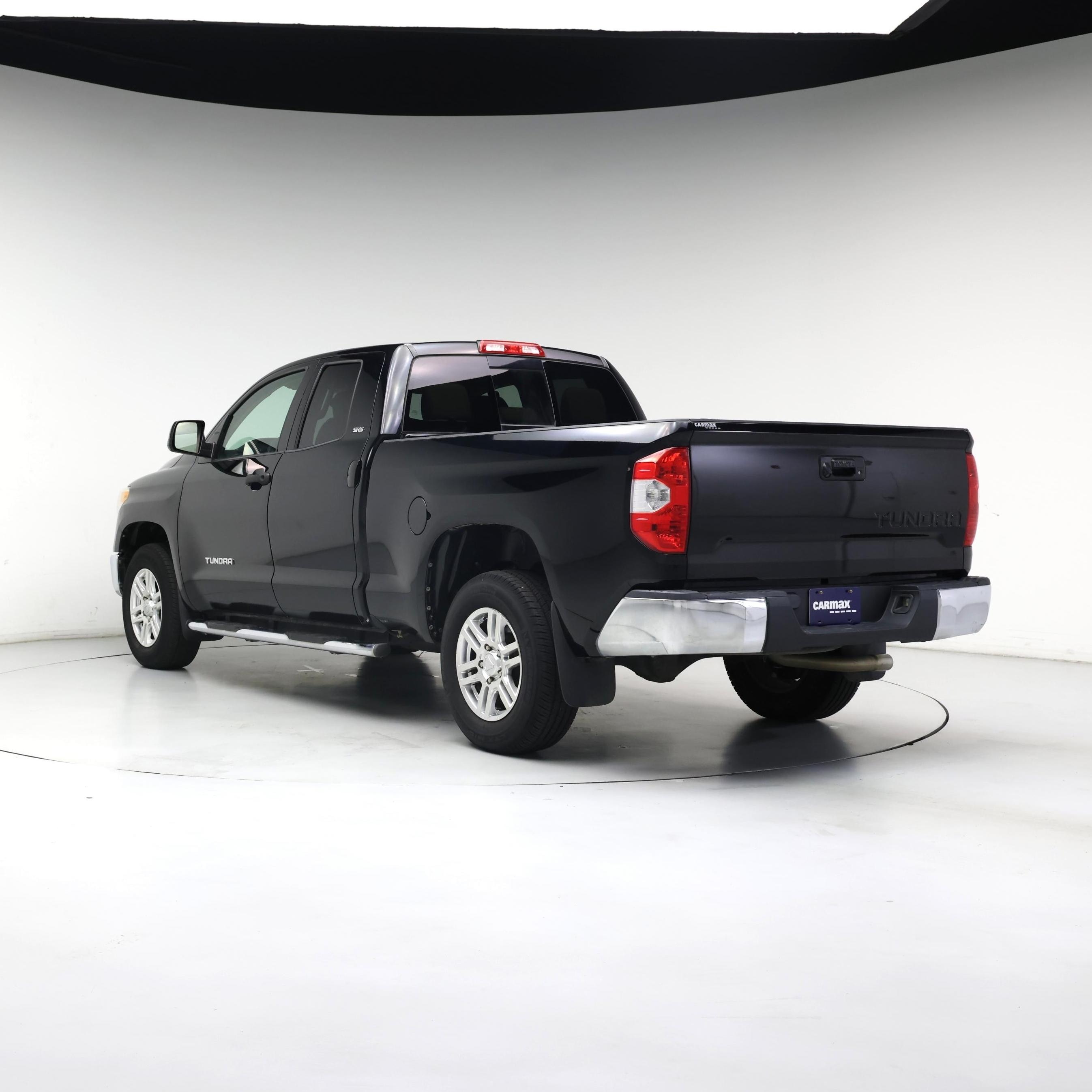 Thumbnail: 2015 Toyota Tundra - 2