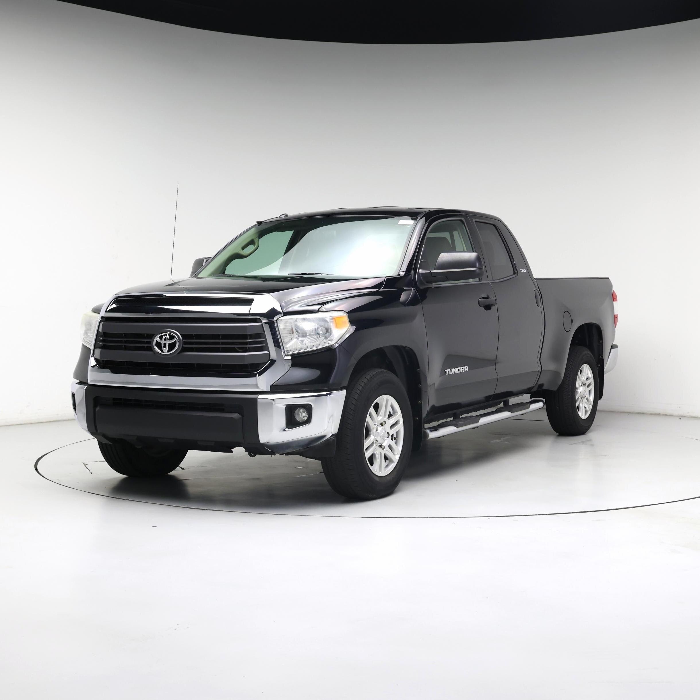 Thumbnail: 2015 Toyota Tundra - 4