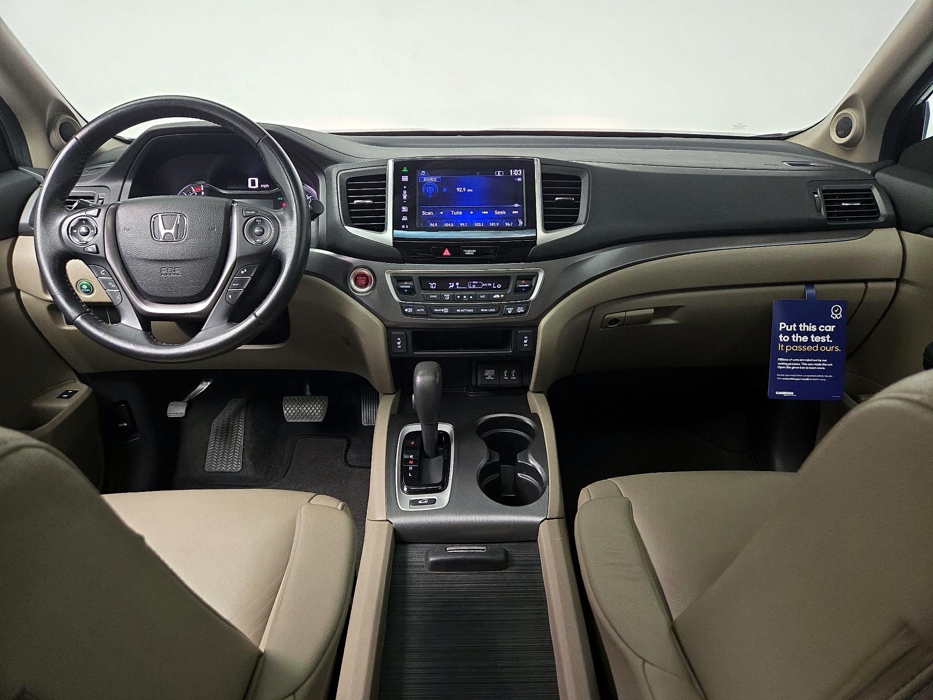 Thumbnail: 2016 Honda Pilot - 9