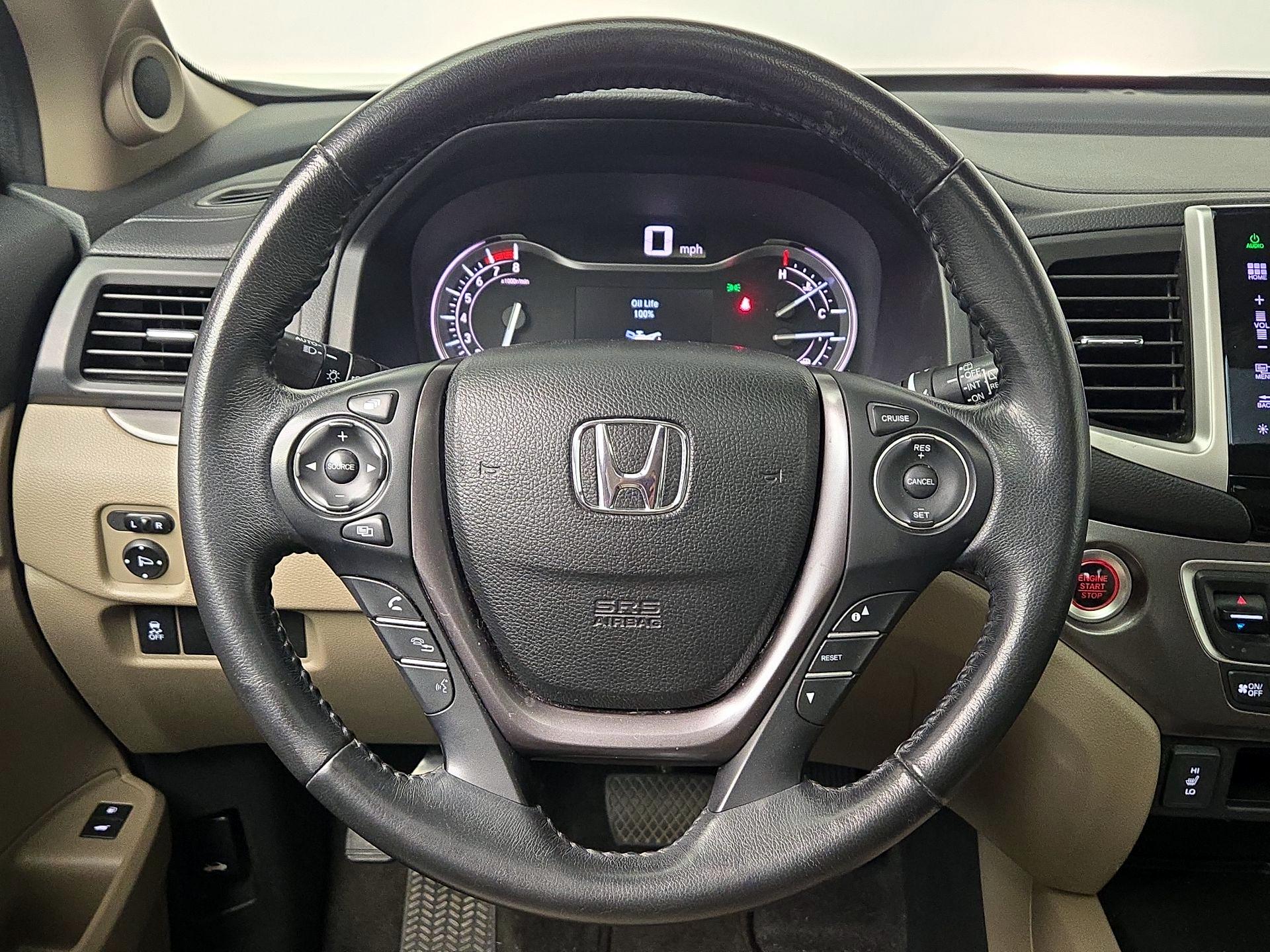 Thumbnail: 2016 Honda Pilot - 10