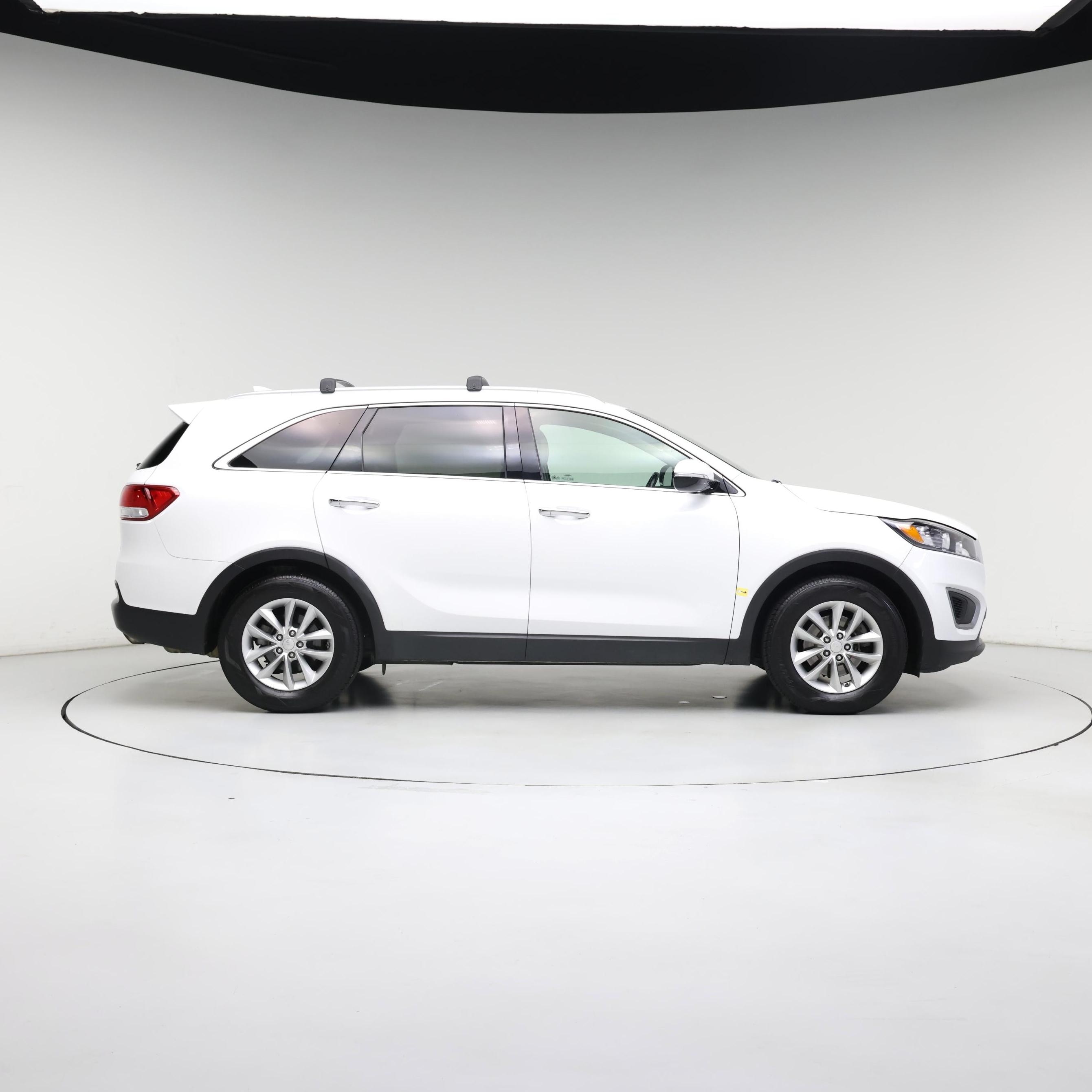 Thumbnail: 2016 Kia Sorento - 7