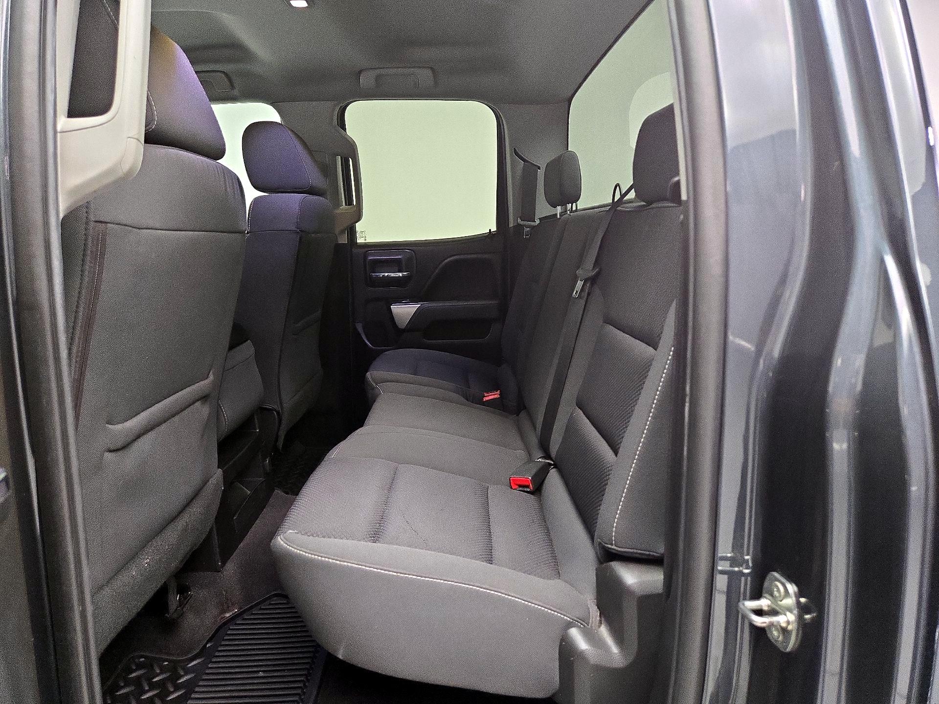 Thumbnail: 2019 Chevrolet Silverado 1500 - 19