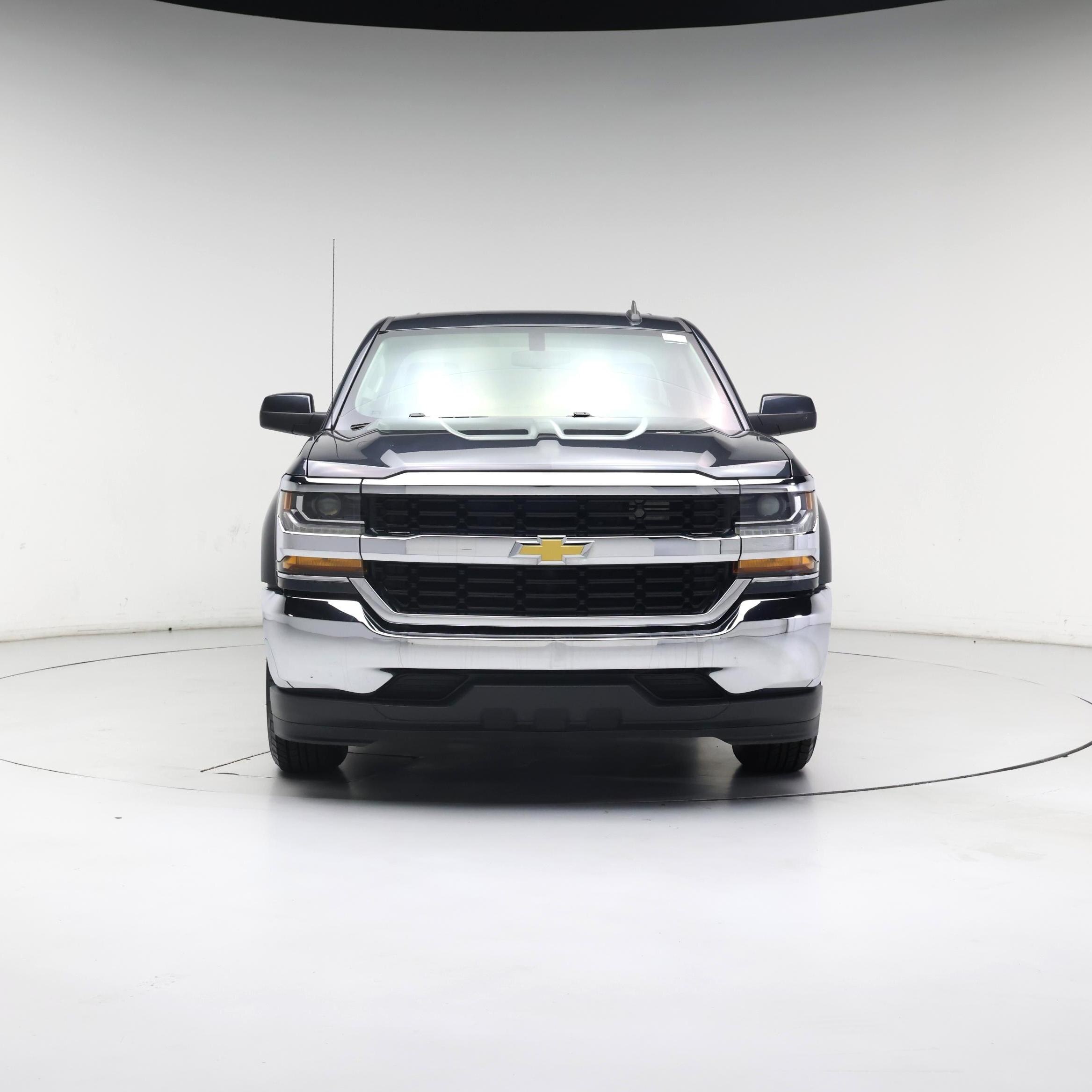 Thumbnail: 2019 Chevrolet Silverado 1500 - 5