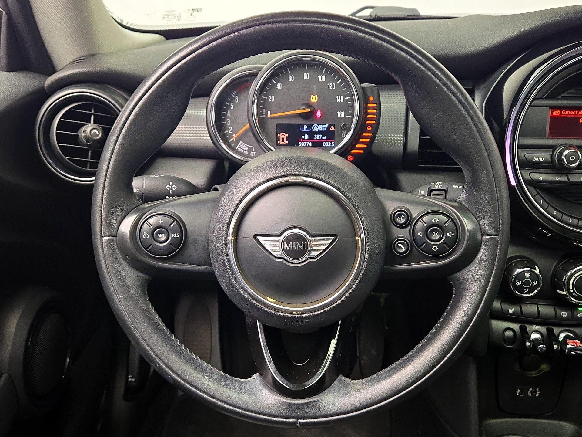 Thumbnail: 2014 MINI Cooper Hardtop - 10