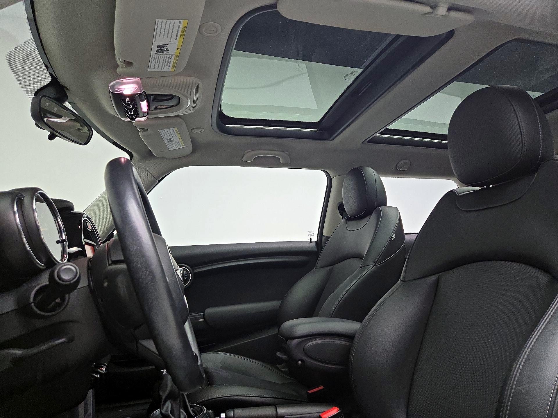 Thumbnail: 2014 MINI Cooper Hardtop - 18