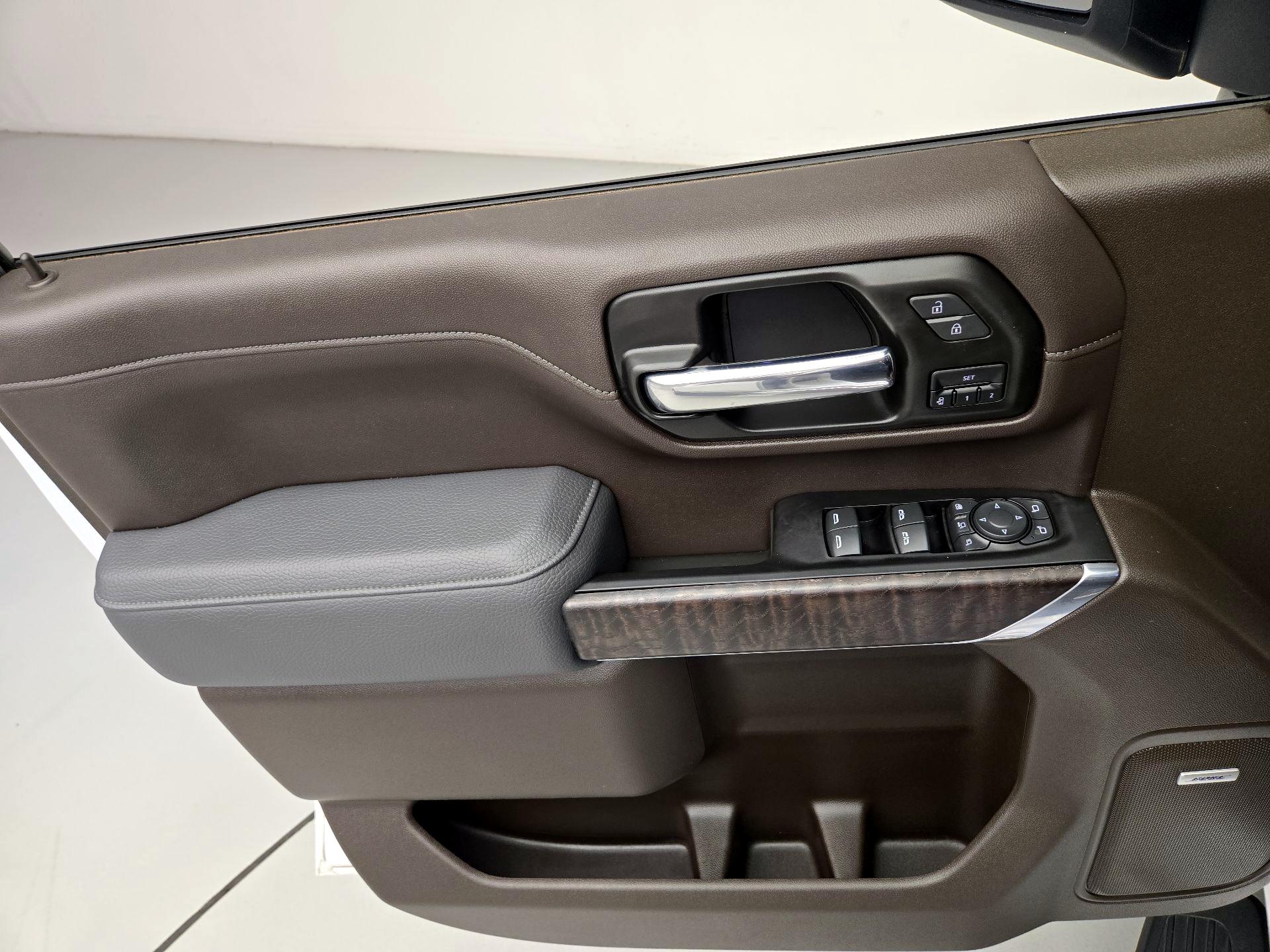 Thumbnail: 2022 GMC Sierra 2500 - 12