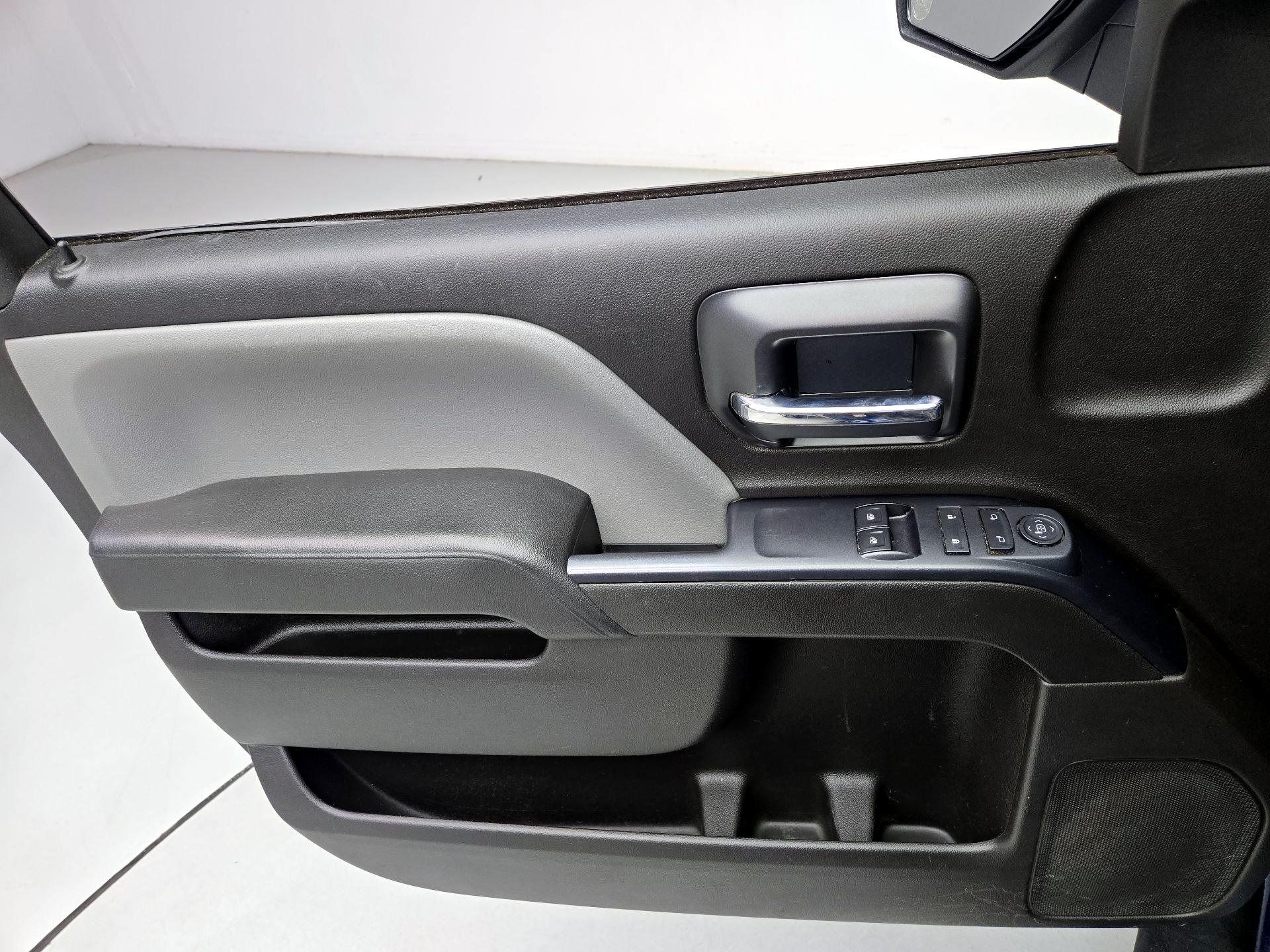 Thumbnail: 2016 Chevrolet Silverado 1500 - 12