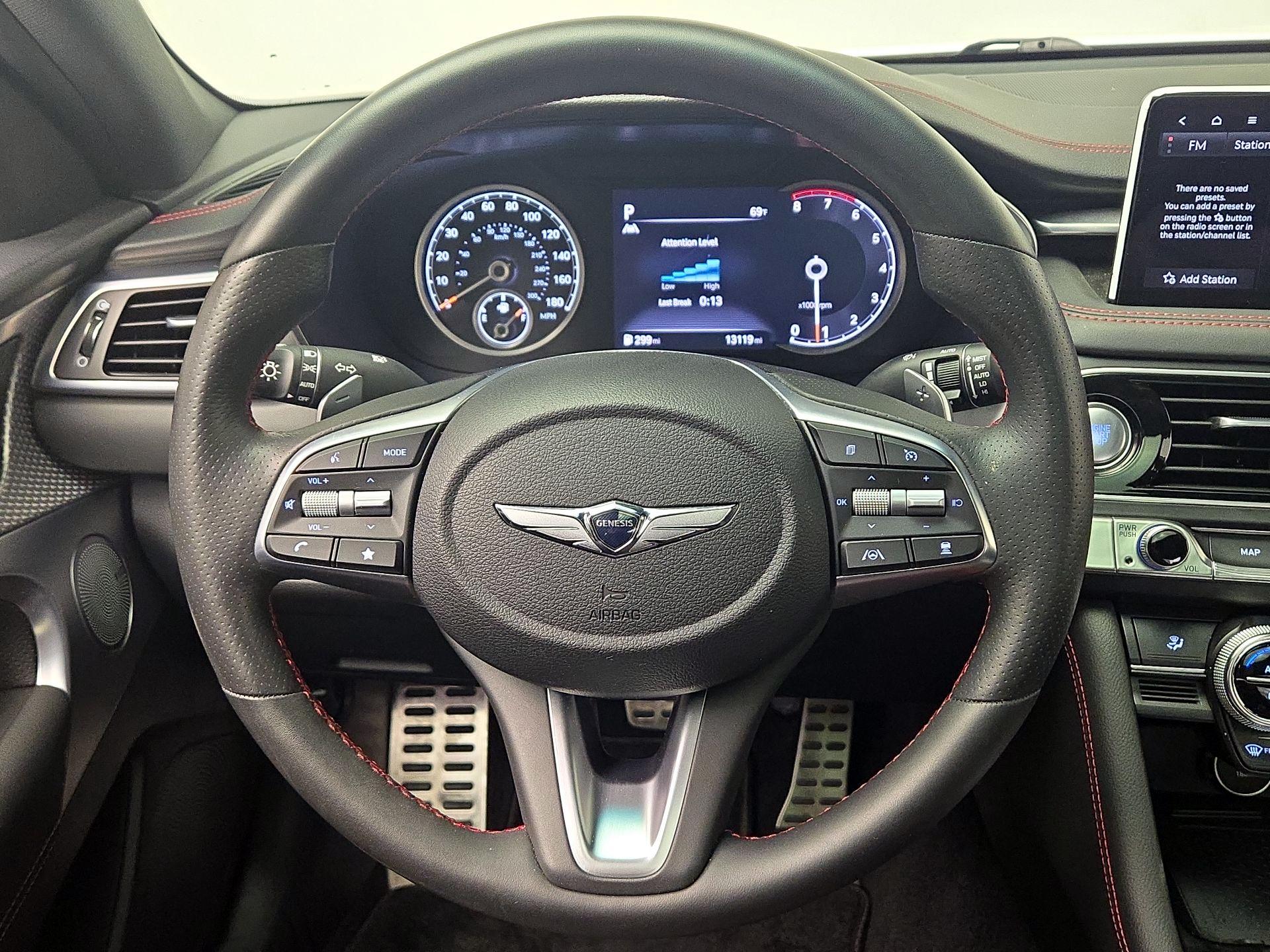 Thumbnail: 2023 Genesis G70 - 10