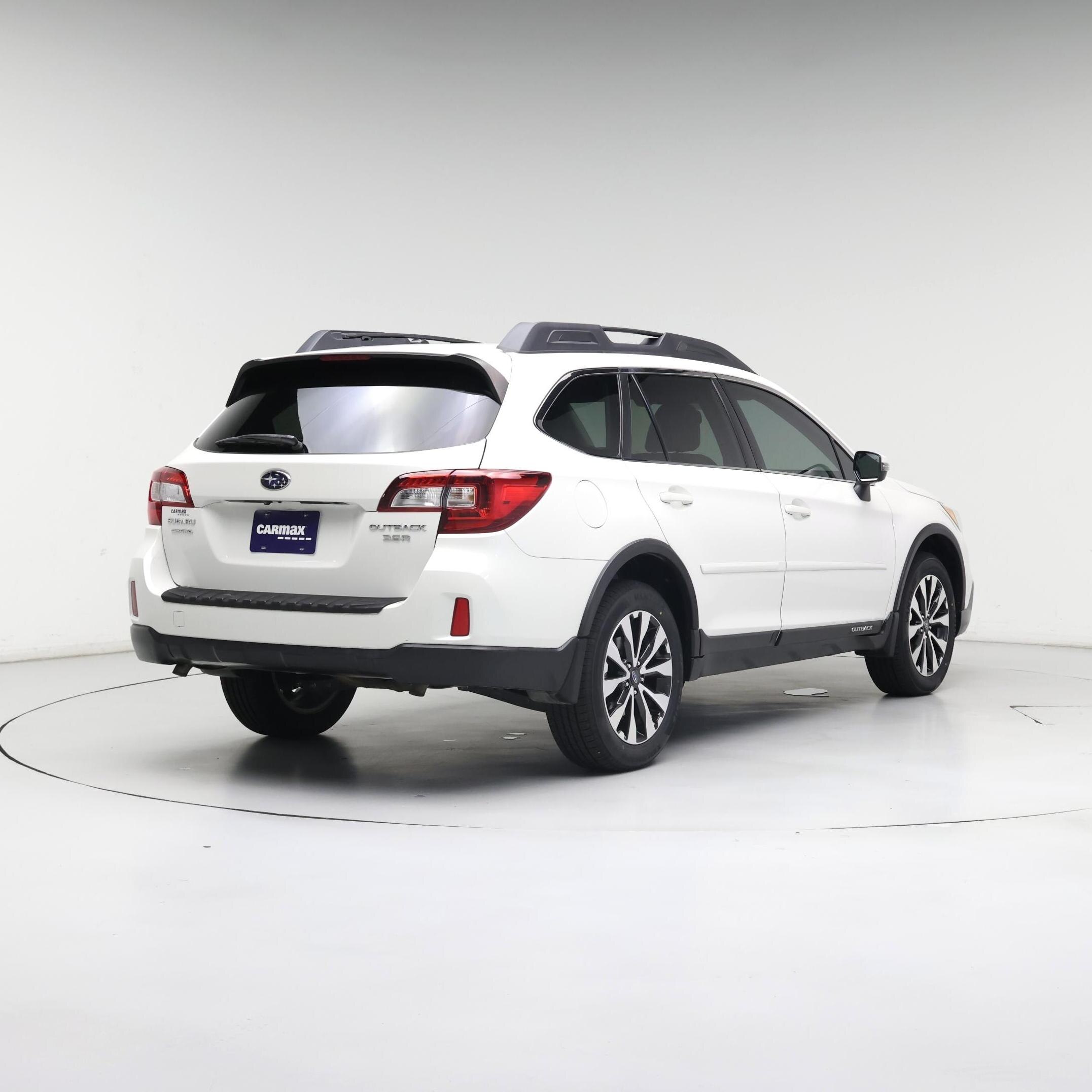 Thumbnail: 2015 Subaru Outback - 8