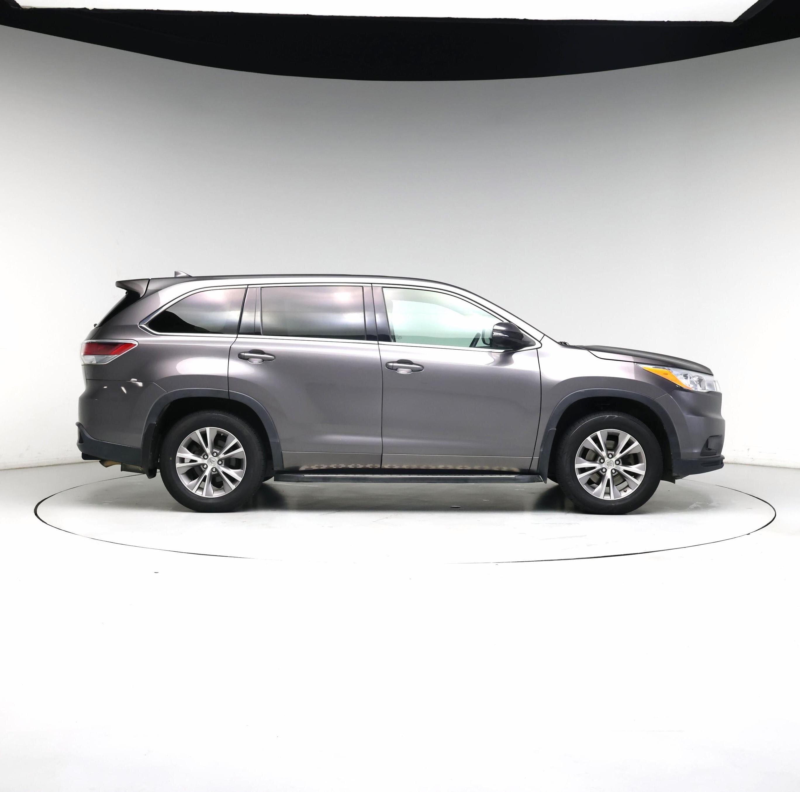 Thumbnail: 2014 Toyota Highlander - 7