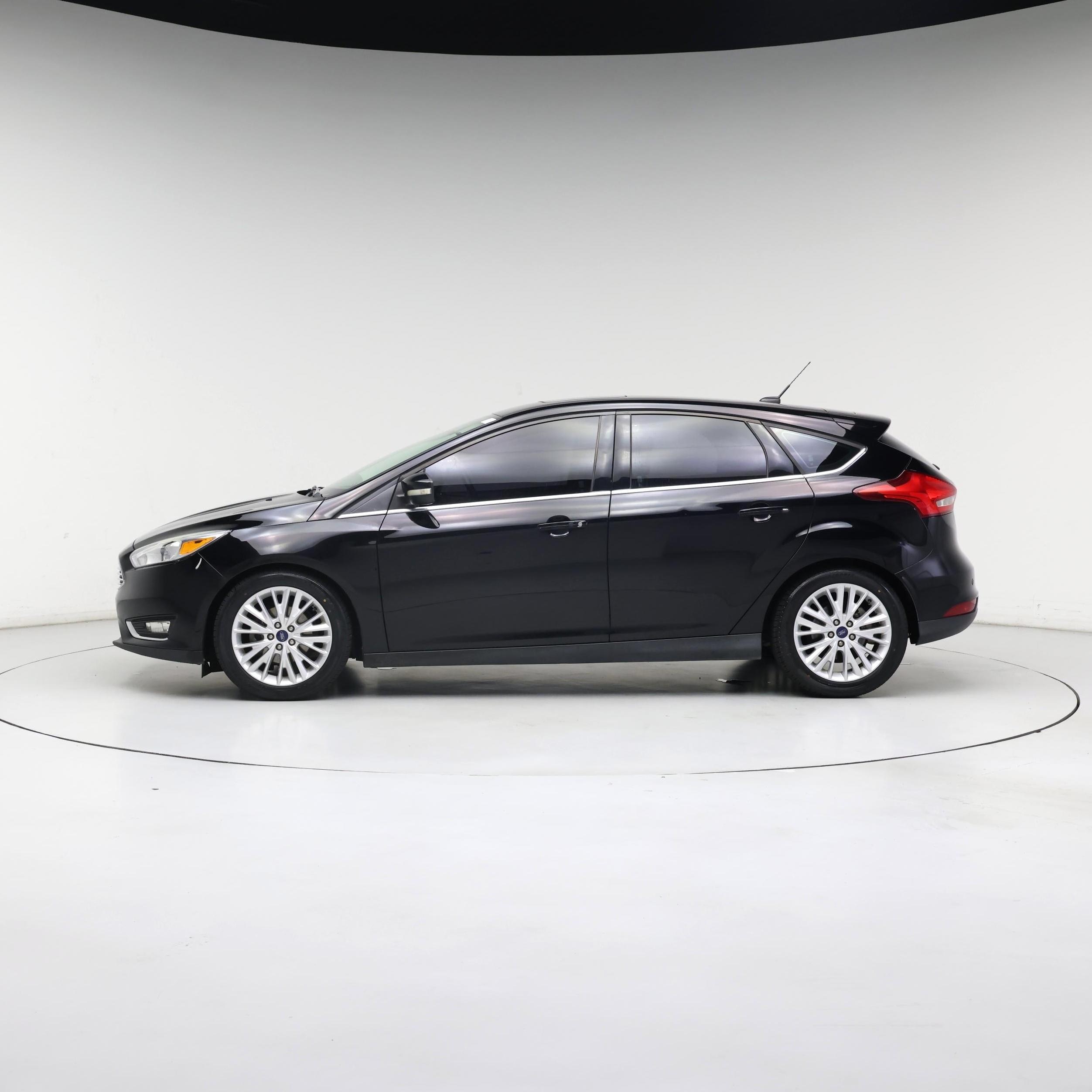Thumbnail: 2018 Ford Focus - 3