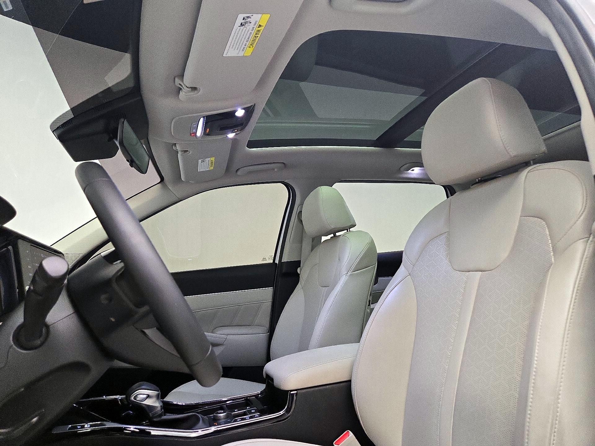 Thumbnail: 2022 Kia Sorento - 20
