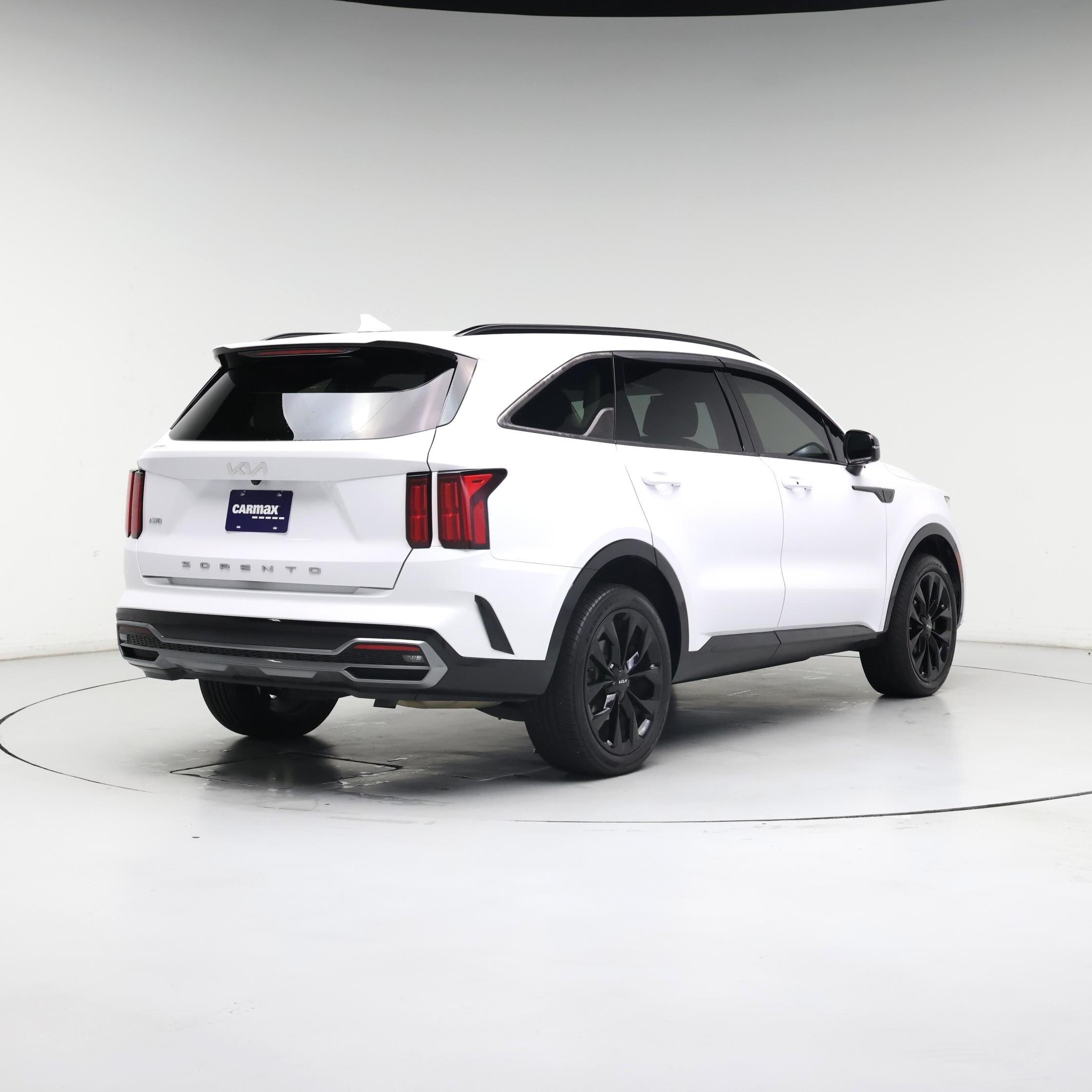 Thumbnail: 2022 Kia Sorento - 8