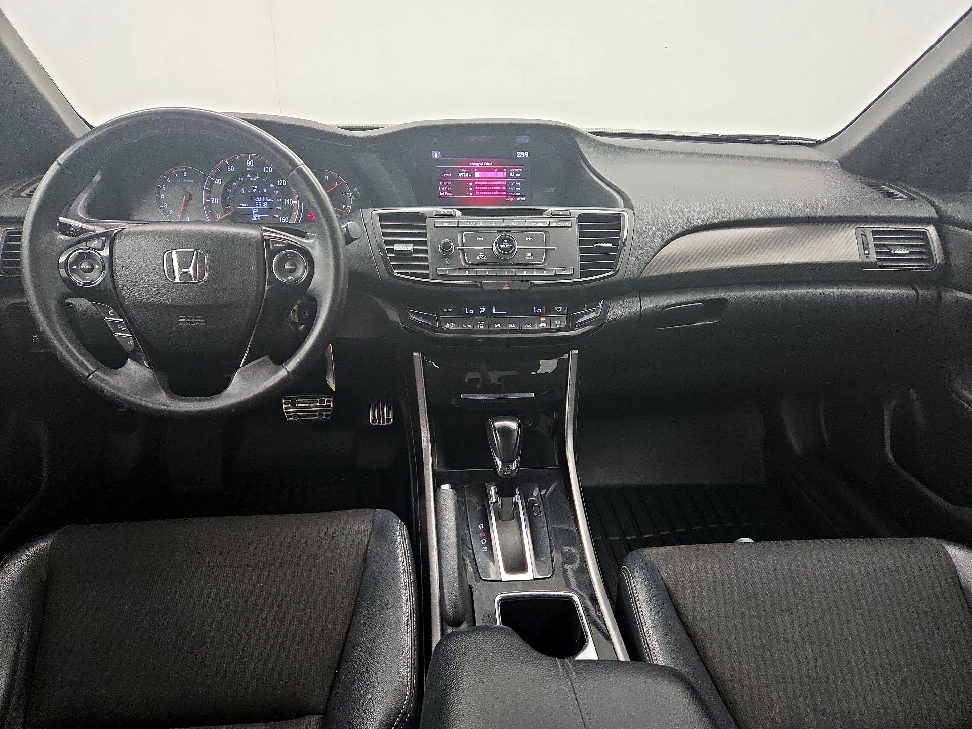 Thumbnail: 2016 Honda Accord - 9