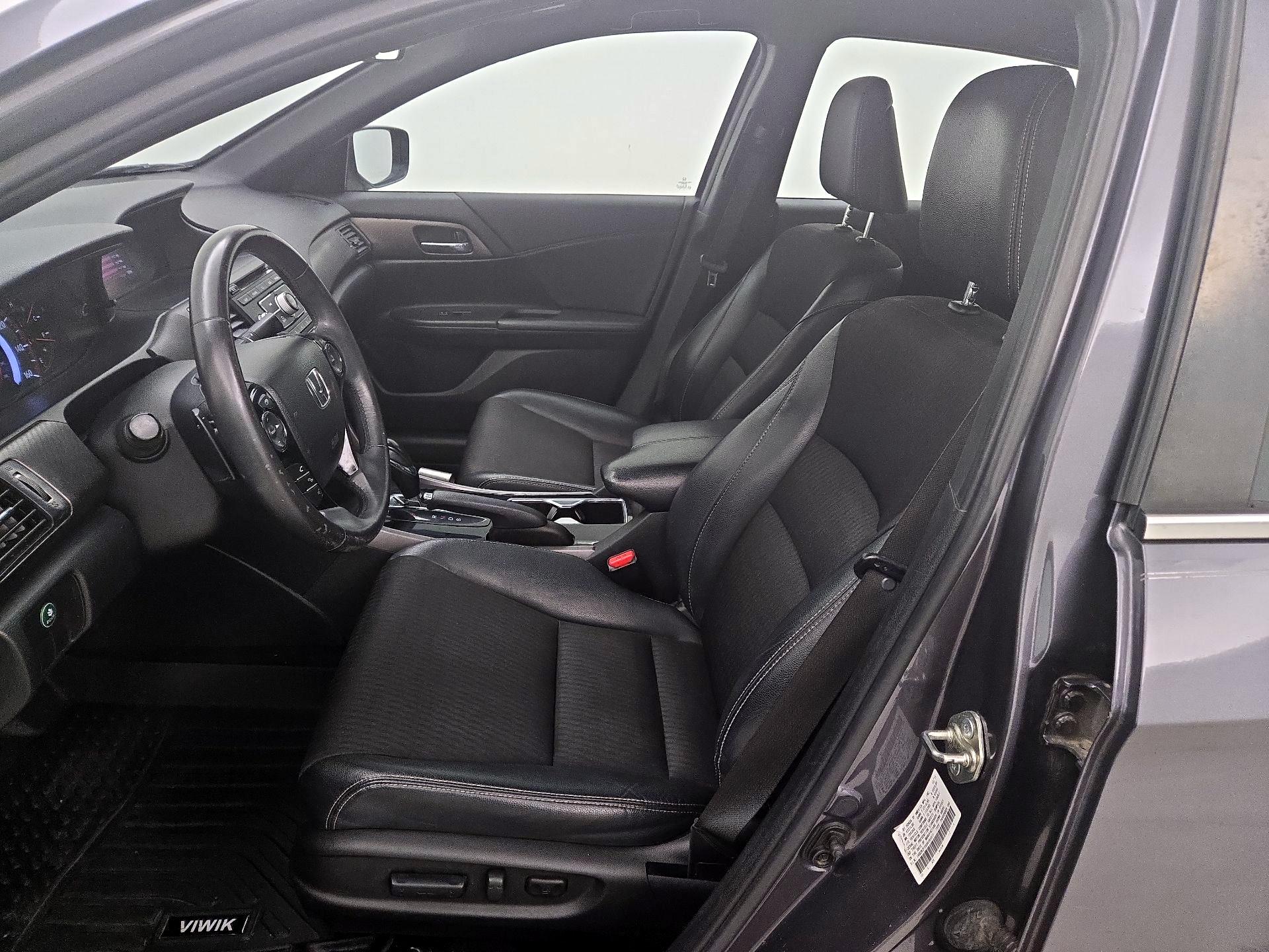 Thumbnail: 2016 Honda Accord - 11