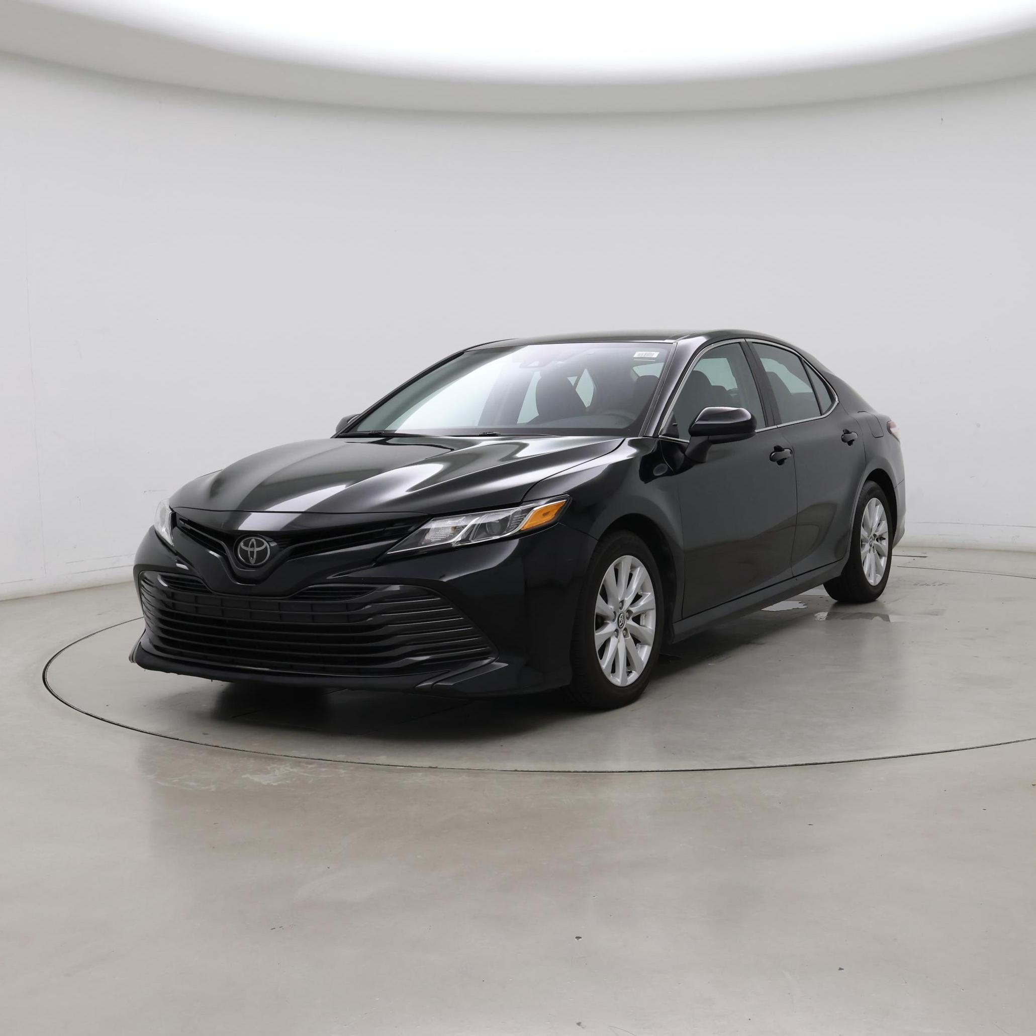 Thumbnail: 2019 Toyota Camry - 4