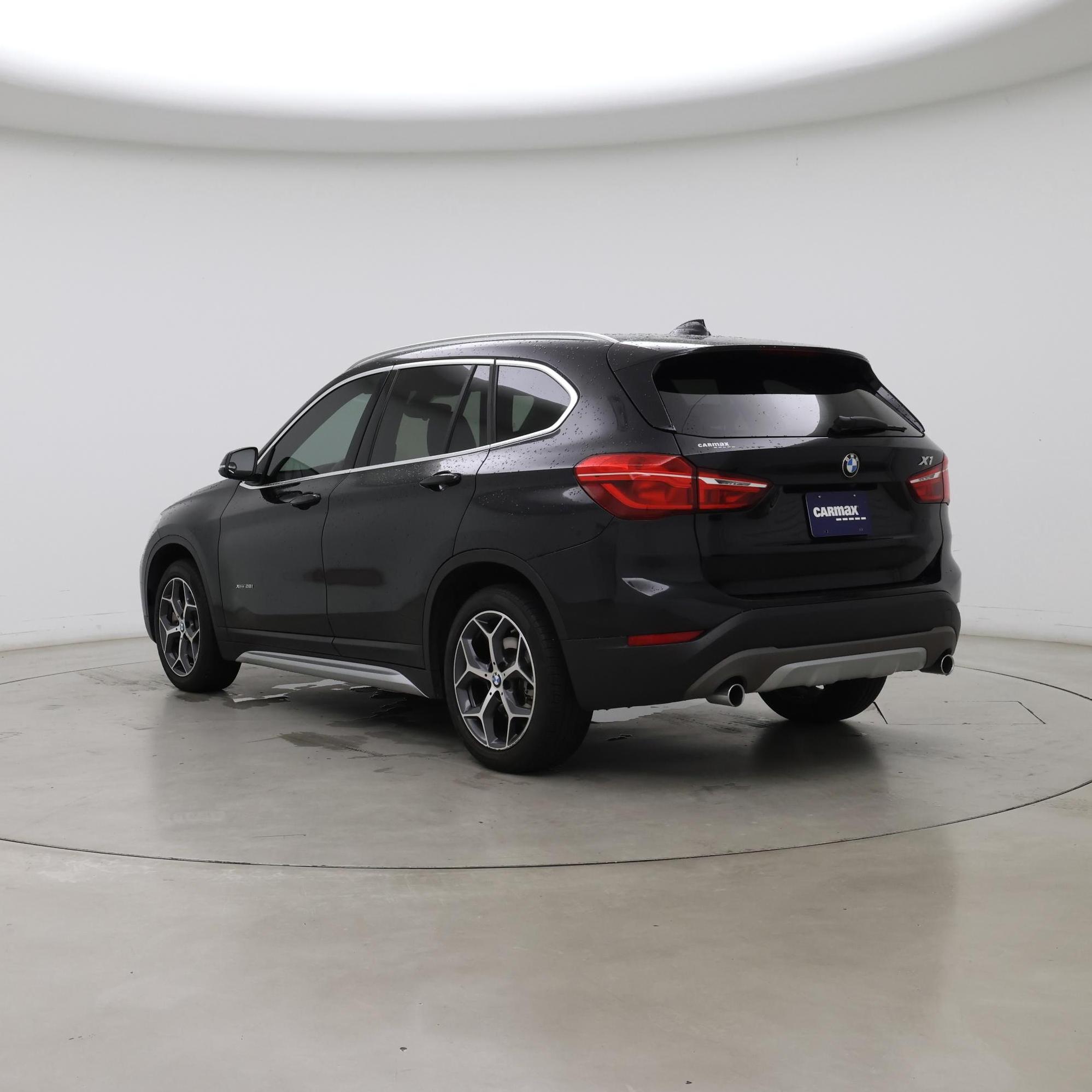 Thumbnail: 2018 BMW X1 - 2